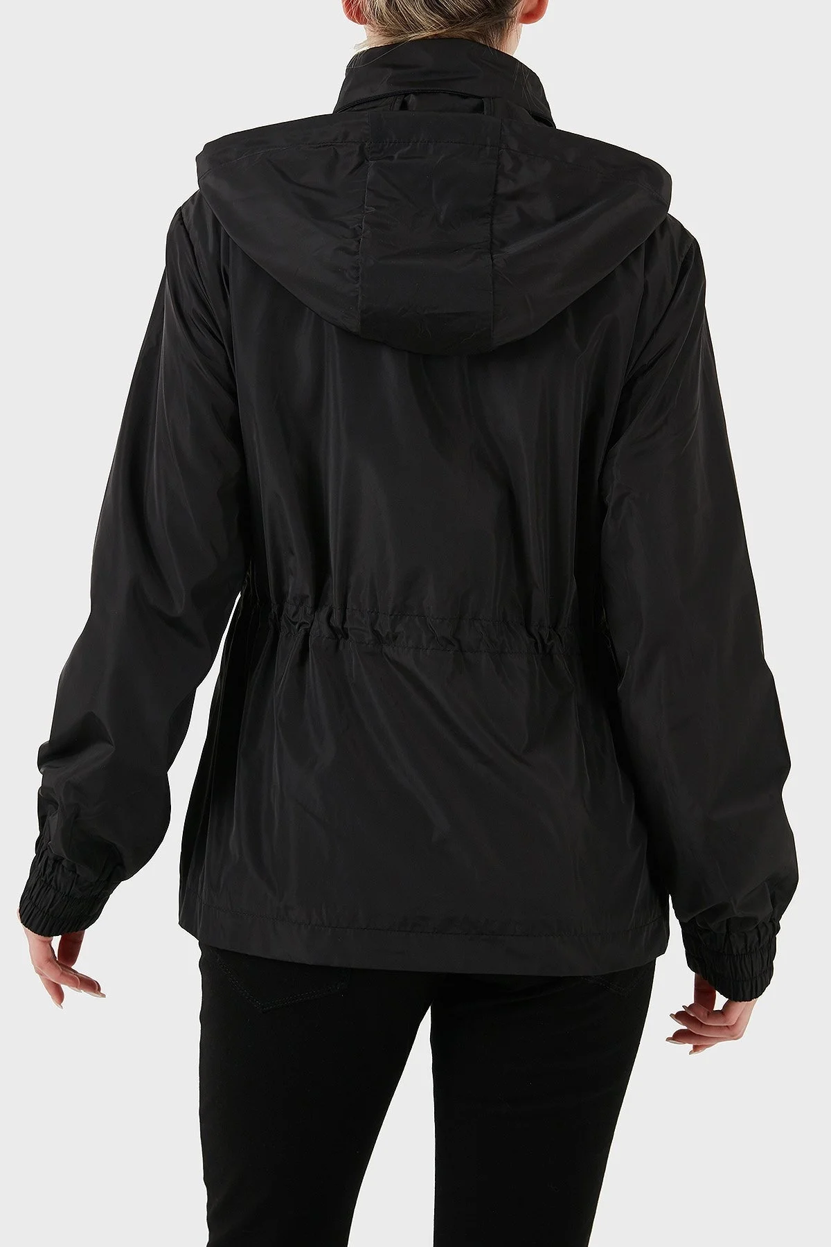 EA7 Regular Fit Dik Yaka Rüzgar Geçirmez Logolu Bayan Ceket 7W000093 AF12454 UC001 SİYAH - 3