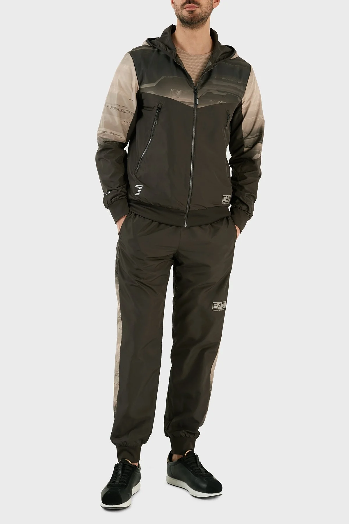 EA7 Regular Fit Fermuarlı Cepli Kapüşonlu Erkek Eşofman Takımı 3RPV04 PNP6Z 1997 KOYU KAHVE - 1