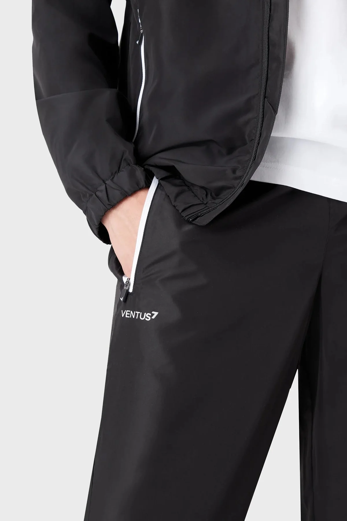 EA7 Regular Fit Fermuarlı Cepli Kapüşonlu Erkek Eşofman Takımı 8NPV08 PN4HZ 0200 SİYAH - 4