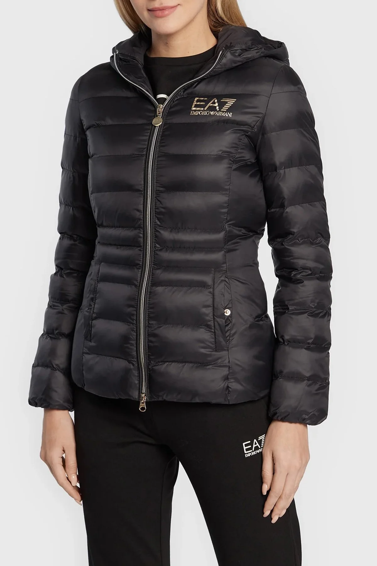 EA7 Regular Fit Fermuarlı Kapüşonlu Şişme Bayan Mont 6LTB03 TN88Z 1200 SİYAH - 1