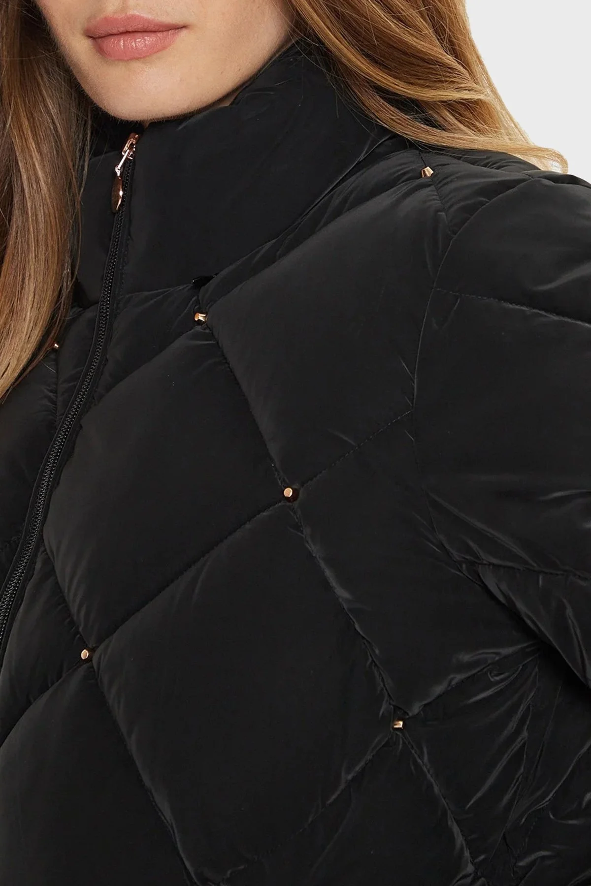 EA7 Regular Fit Gizli Kapüşonlu Dik Yaka Crop Şişme Bayan Mont 6DTB14 TNDMZ 1200 SİYAH - 5