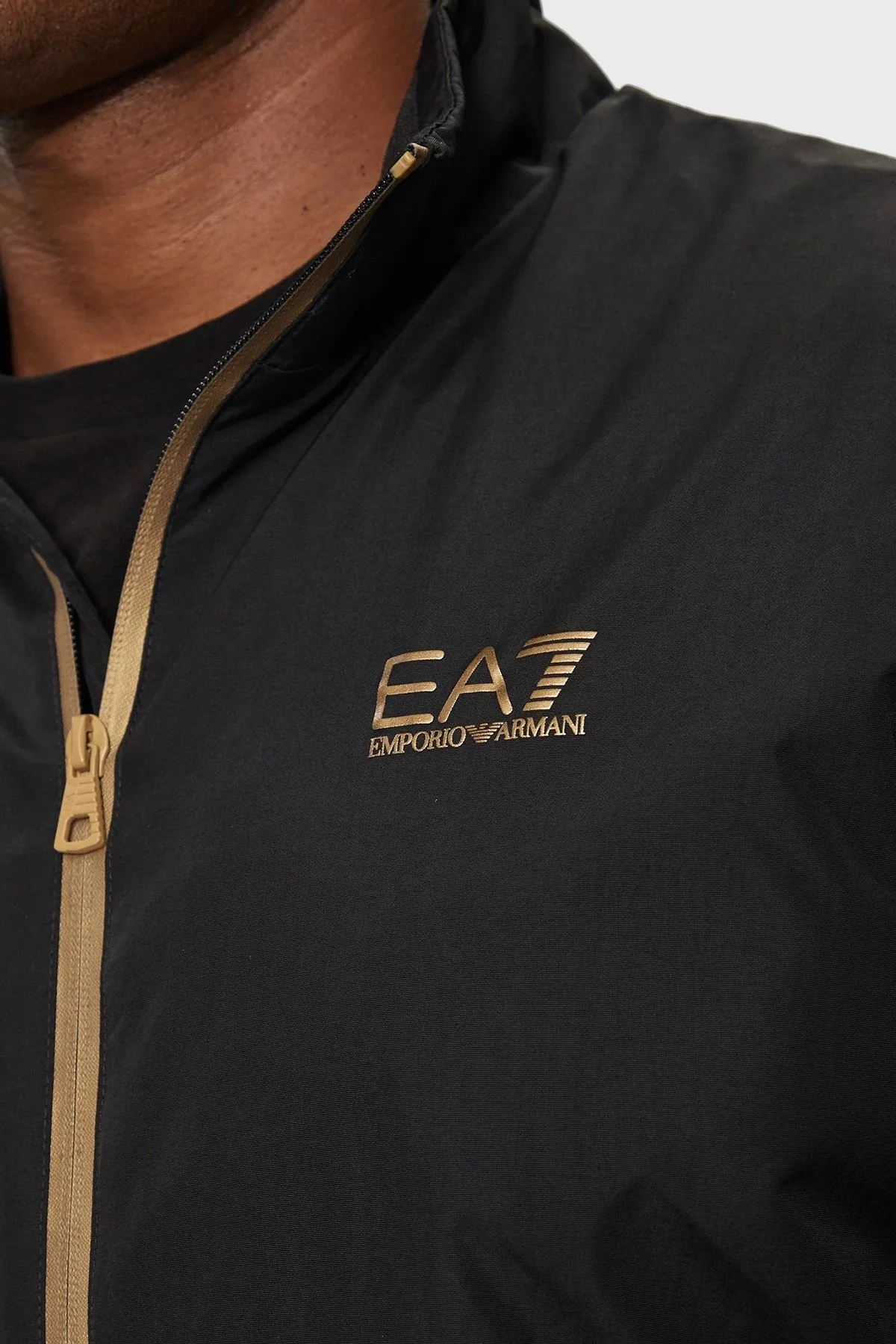 EA7 Regular Fit Hafif Dolgulu Erkek Mont 8NPB20 PNFZZ 0208 SİYAH - 6