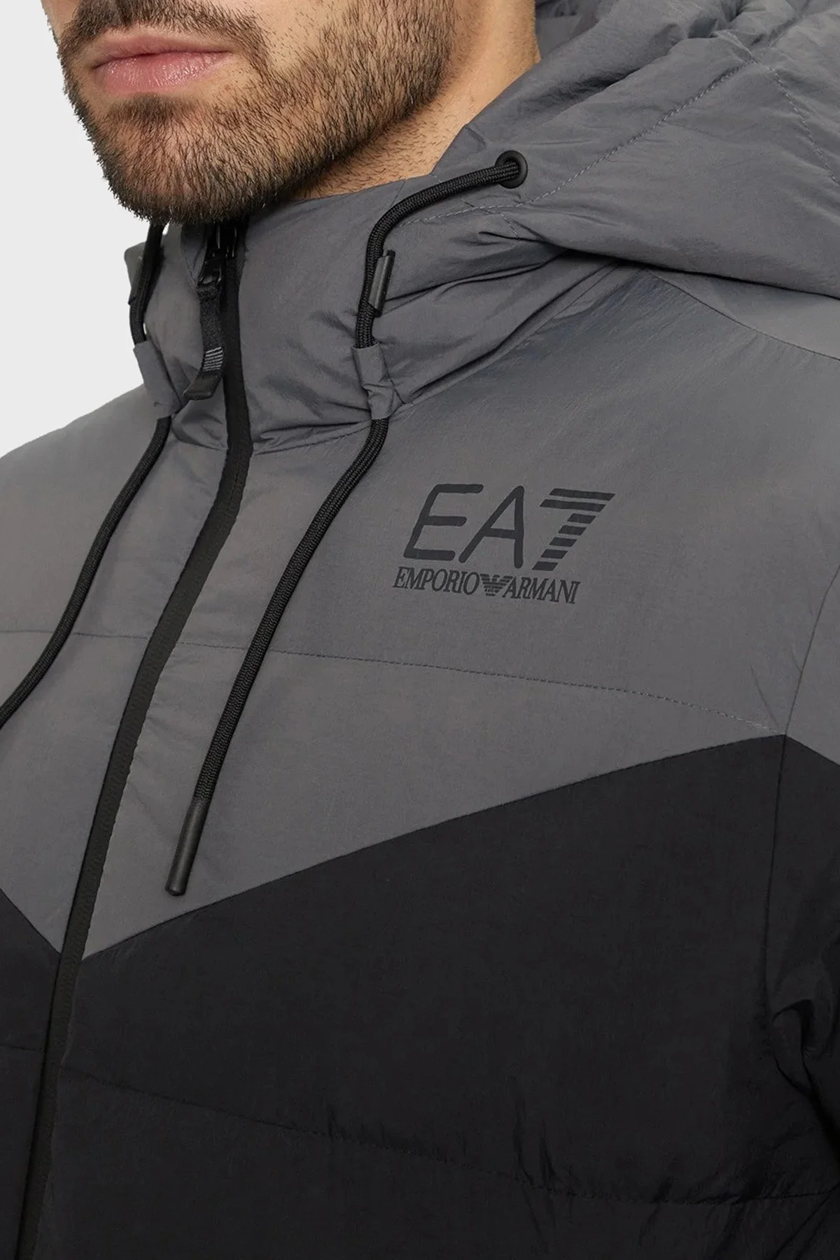 EA7 Regular Fit Kapüşonlu Logolu Şişme Erkek Mont 6DPB30 PNDOZ 1200 SİYAH - 4