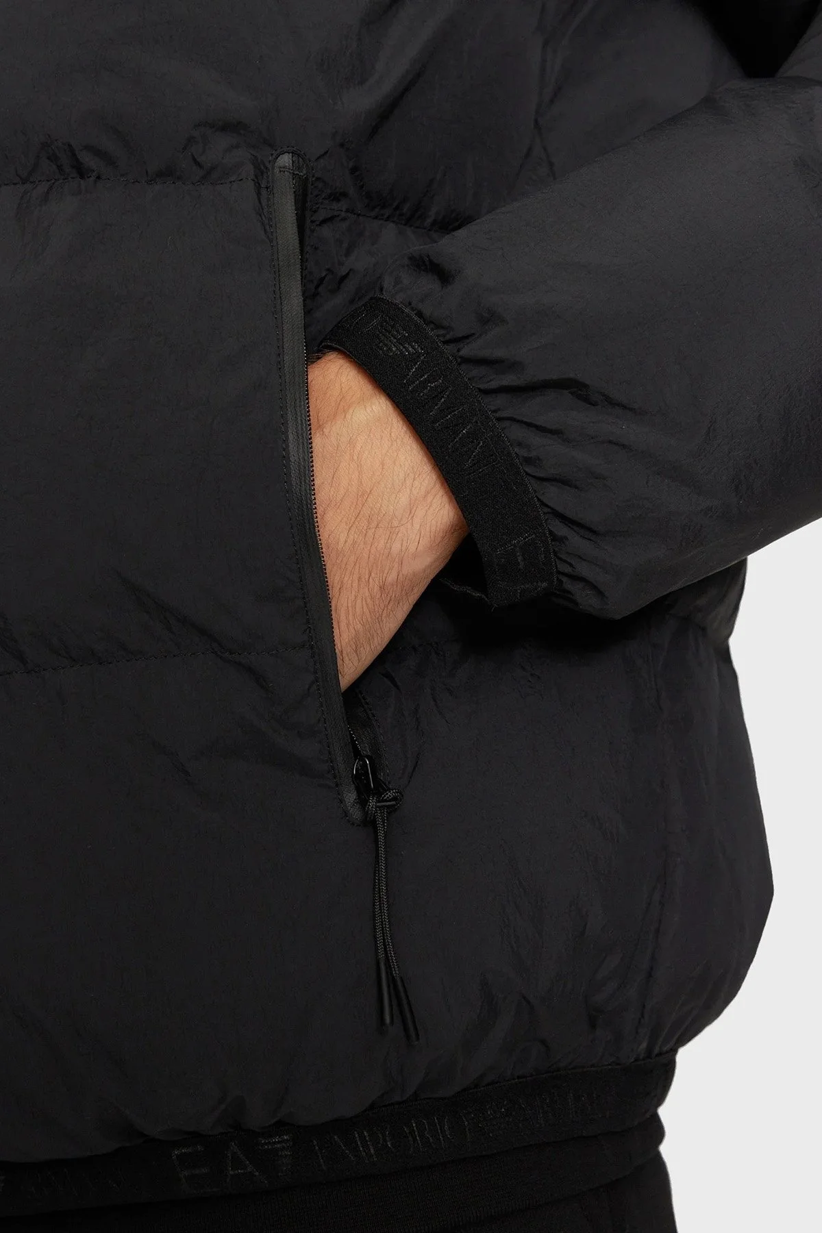 EA7 Regular Fit Kapüşonlu Logolu Şişme Erkek Mont 6DPB30 PNDOZ 1200 SİYAH - 5