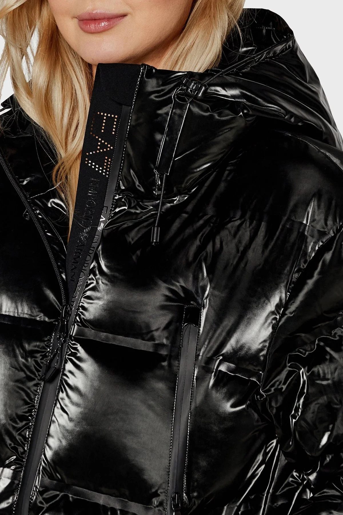 EA7 Regular Fit Kapüşonlu Parlak Şişme Bayan Mont 6DTG14 TNICZ 1200 SİYAH - 2