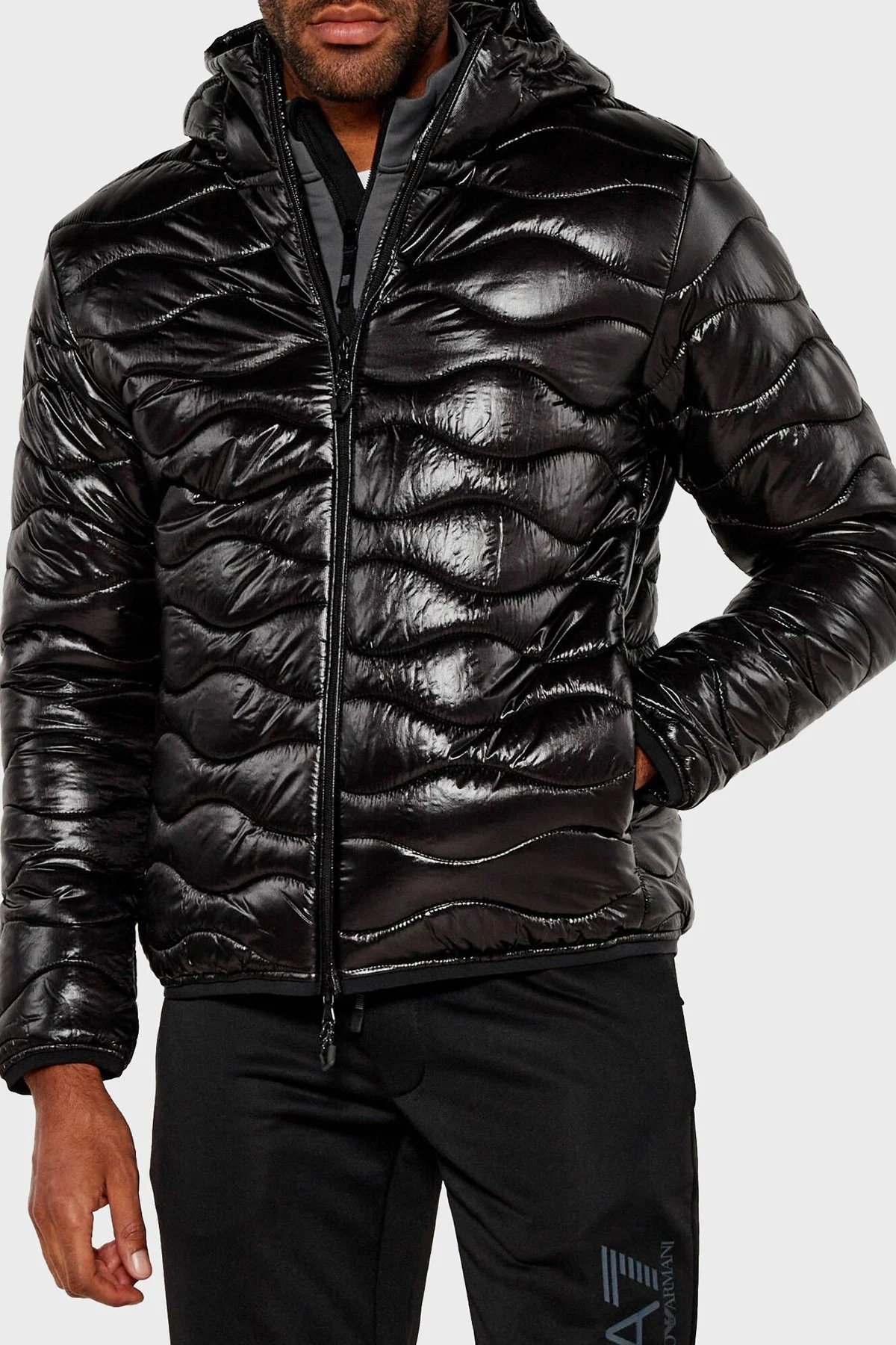 EA7 Regular Fit Kapüşonlu Parlak Şişme Erkek Mont 6DPB47 PNHTZ 1200 SİYAH - 1