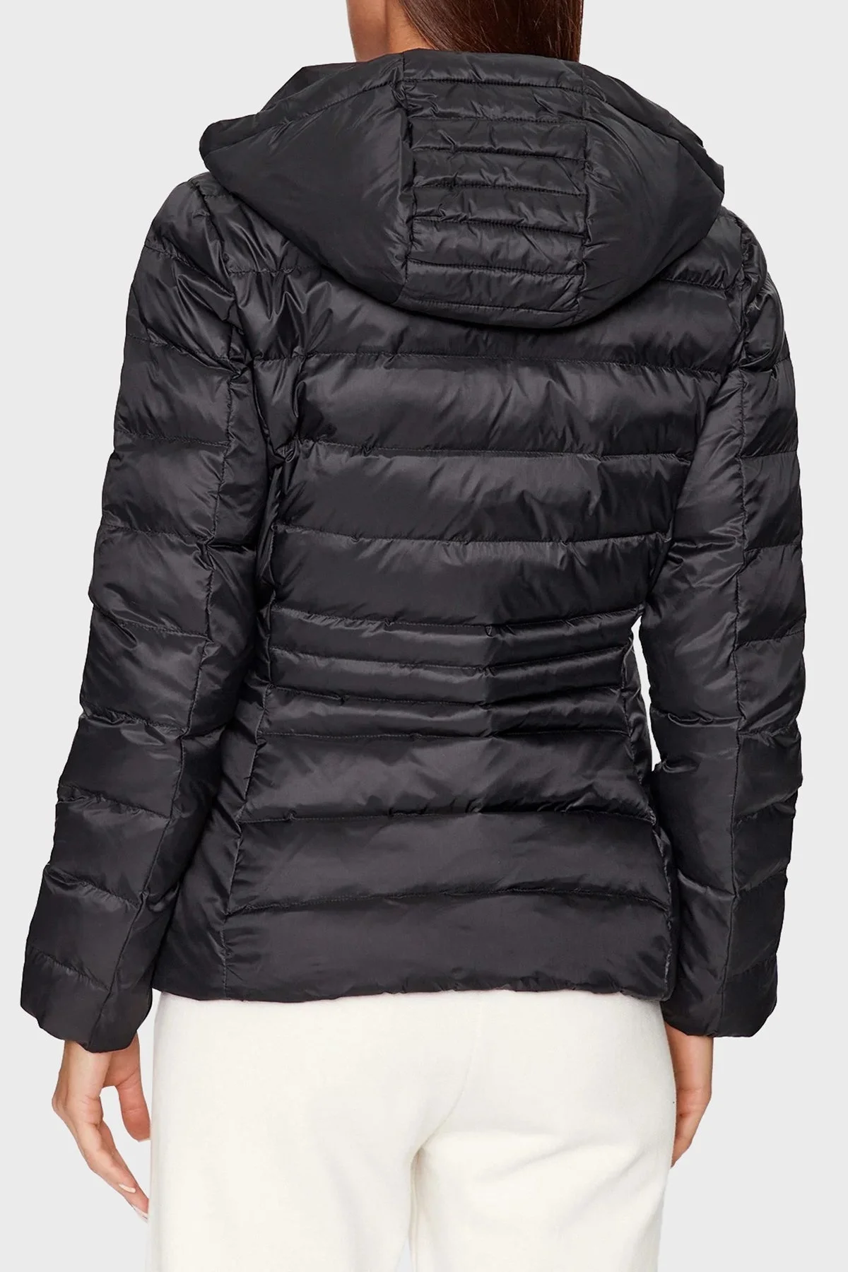 EA7 Regular Fit Kapüşonlu Şişme Bayan Mont 6RTB01 TN88Z 0200 SİYAH - 3