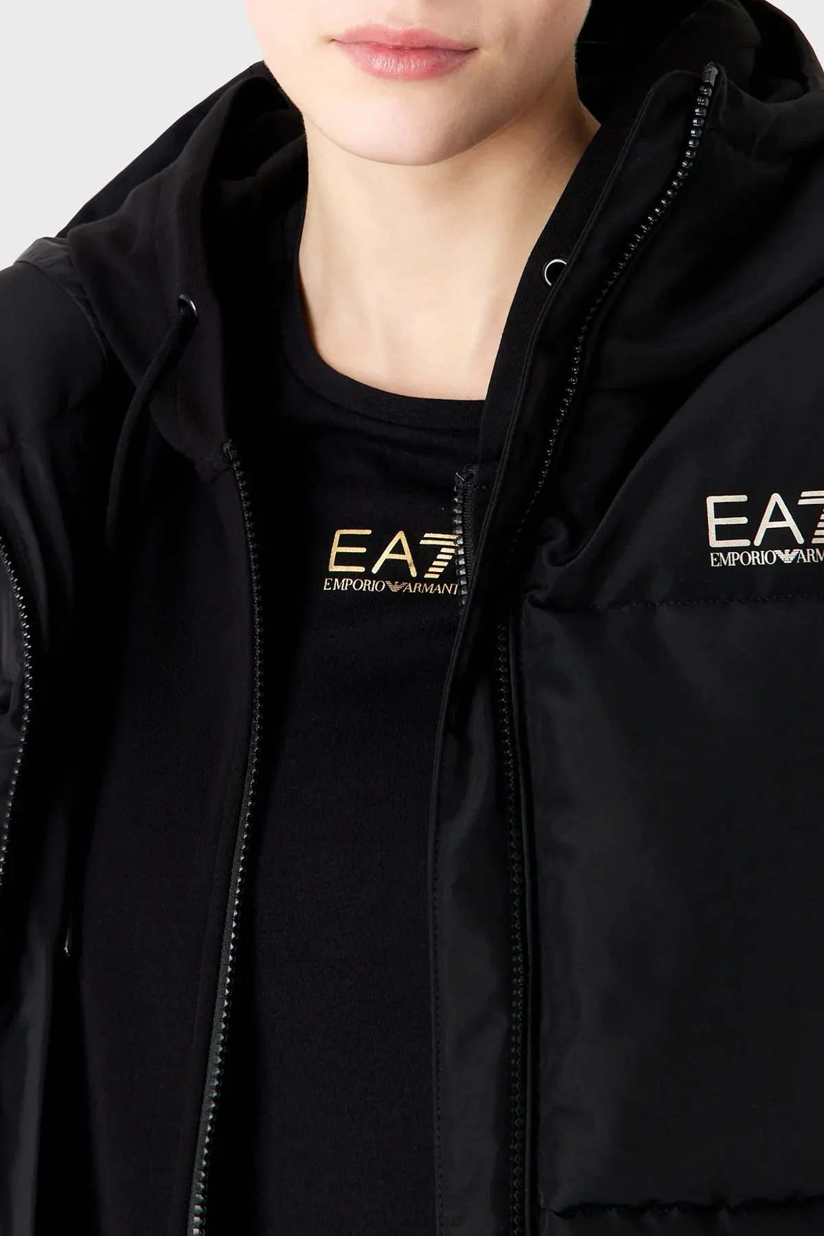 EA7 Regular Fit Kapüşonlu Şişme Bayan Mont 6RTB25 TN8AZ 1200 SİYAH - 2