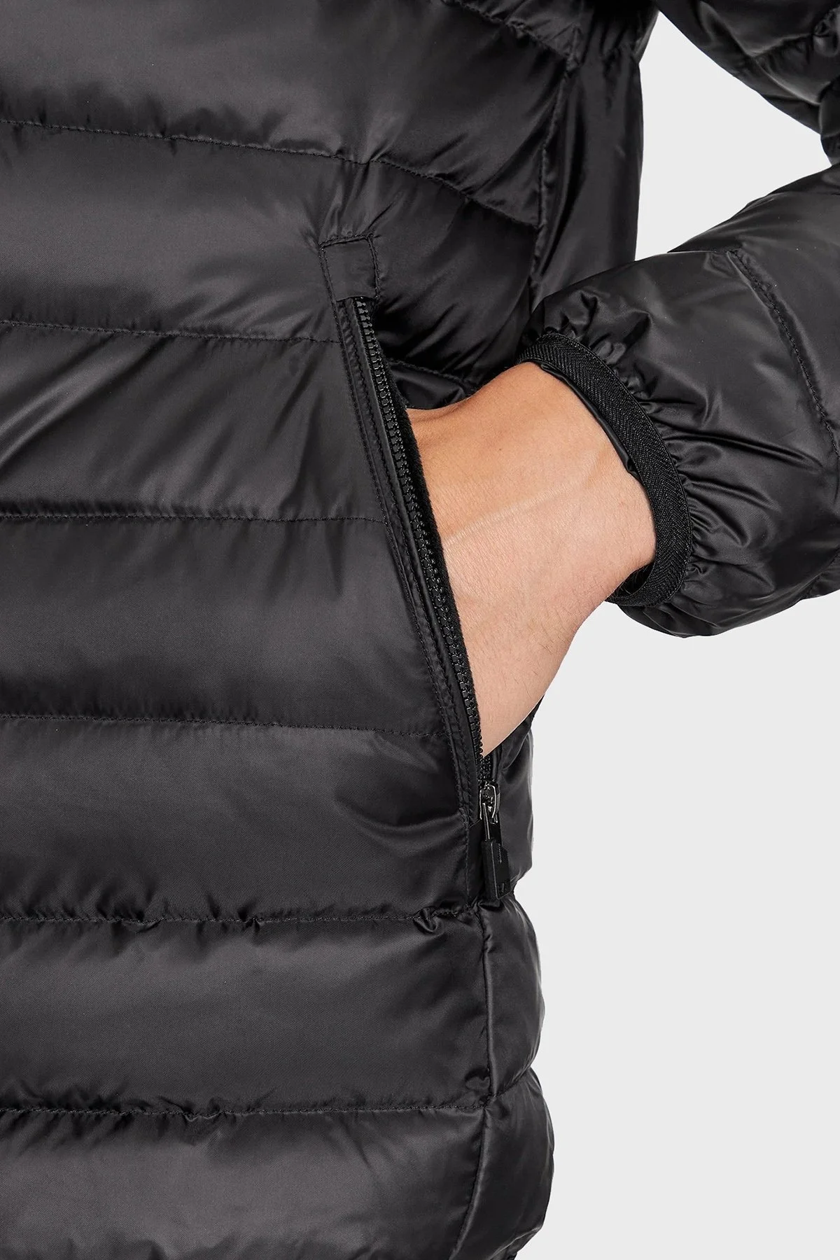 EA7 Regular Fit Kaz Tüyü Dolgulu Dik Yaka Erkek Mont 6RPB14 PN5ZZ 1200 SİYAH - 4