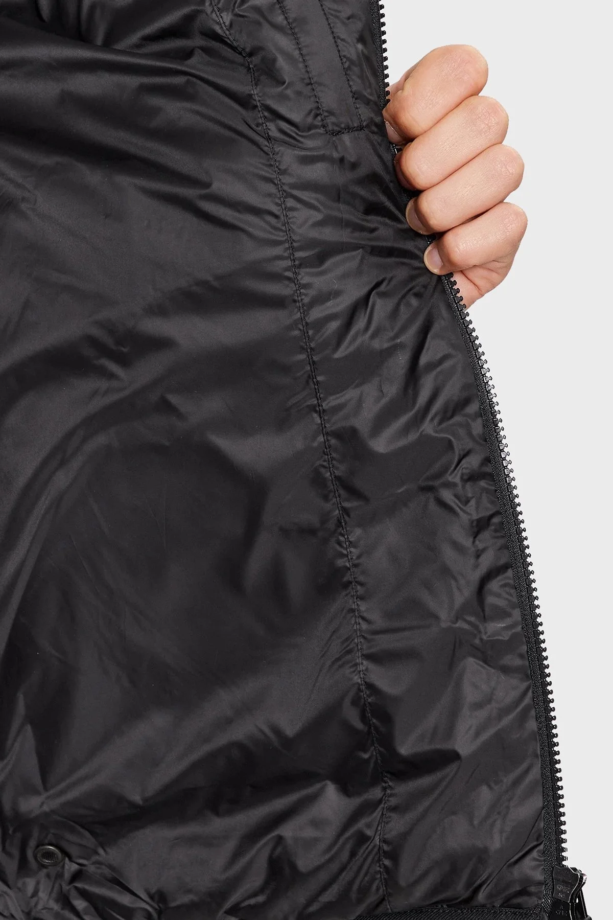 EA7 Regular Fit Kaz Tüyü Dolgulu Dik Yaka Erkek Mont 6RPB14 PN5ZZ 1200 SİYAH - 6