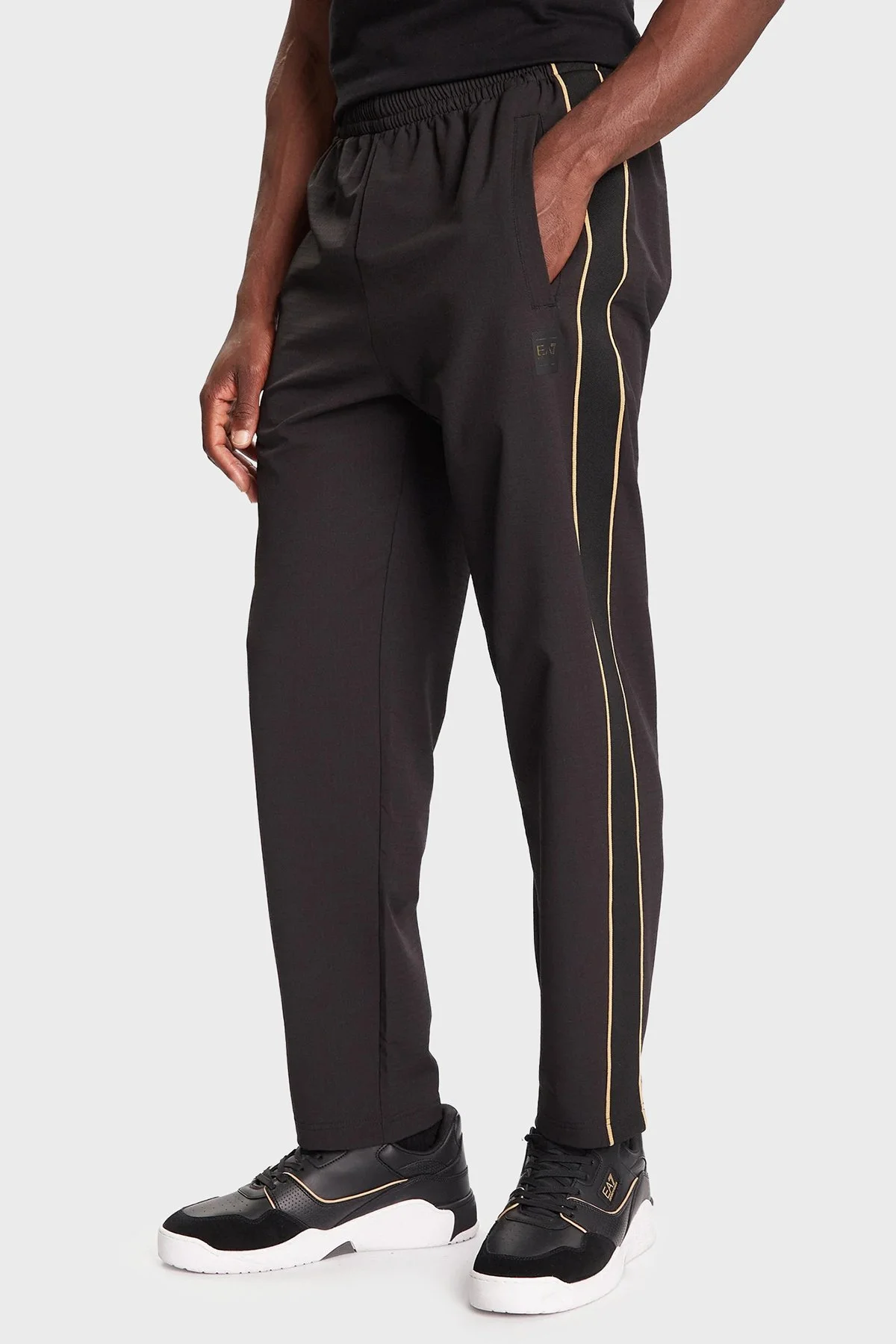 EA7 Regular Fit Logolu Düz Paça Erkek Eşofman Takımı 7M000785 AF16945 UC001 SİYAH - 4