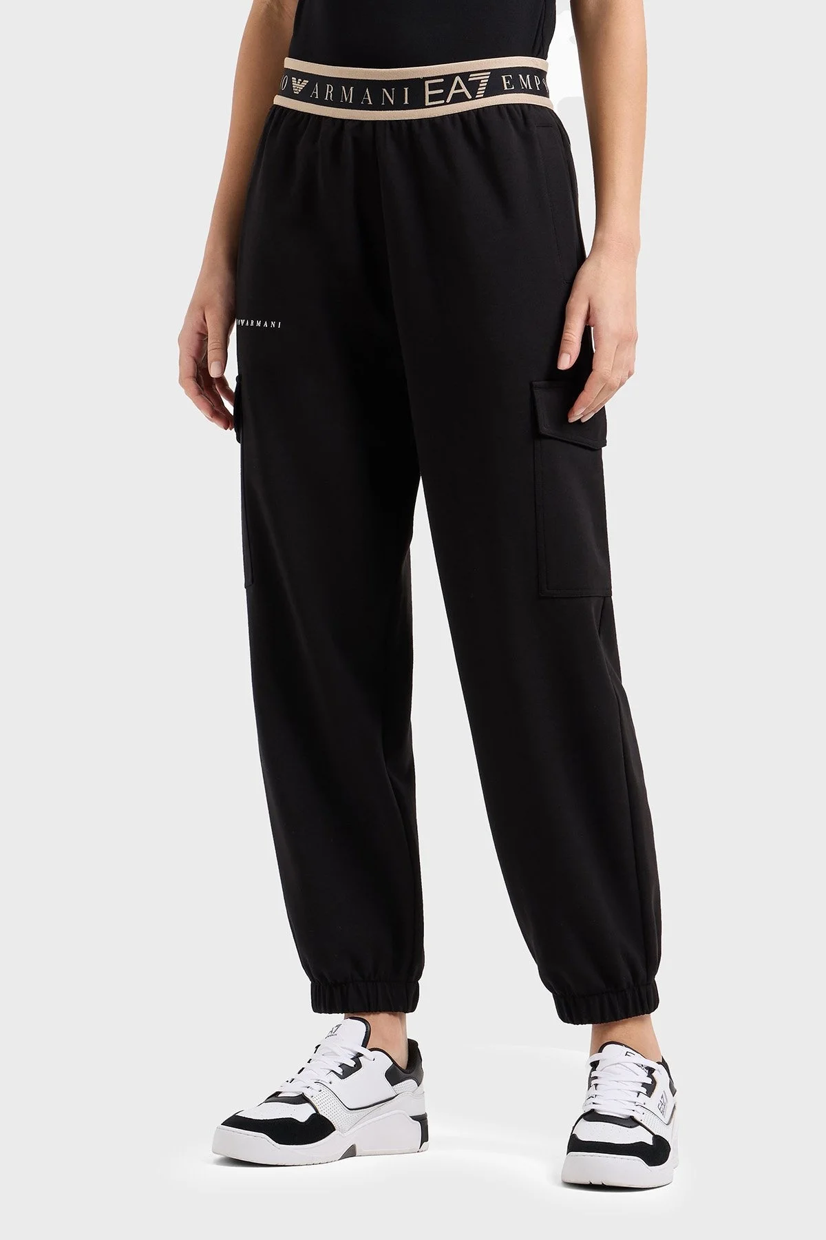 EA7 Regular Fit Normal Bel Ribanalı Paça Logolu Jogger Bayan Pantolon 7W000282 AF12501 UC001 SİYAH - 1