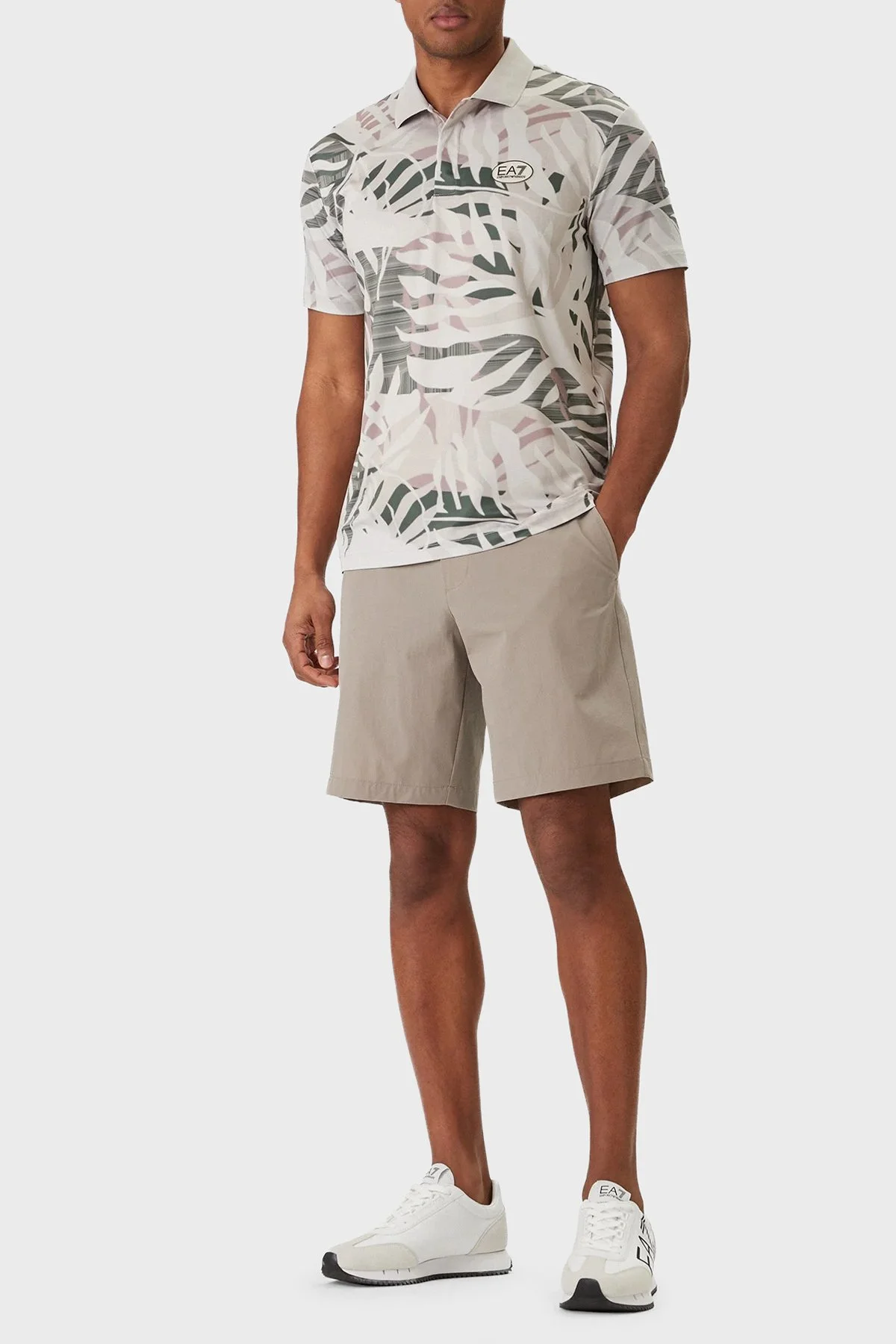 EA7 Slim Fit Logolu Normal Bel Erkek Şort 7M000194 AF14589 U6167 TOPRAK - 2