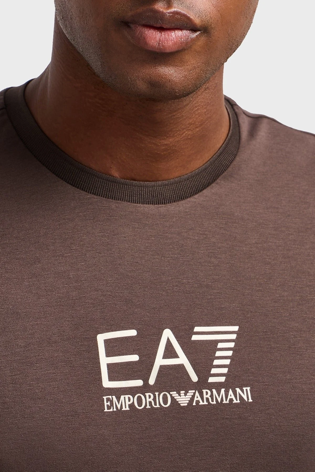 EA7 Streç Logolu Slim Fit Bisiklet Yaka Erkek T Shirt 7M000301 AF13739 U6139 KAHVE - 4