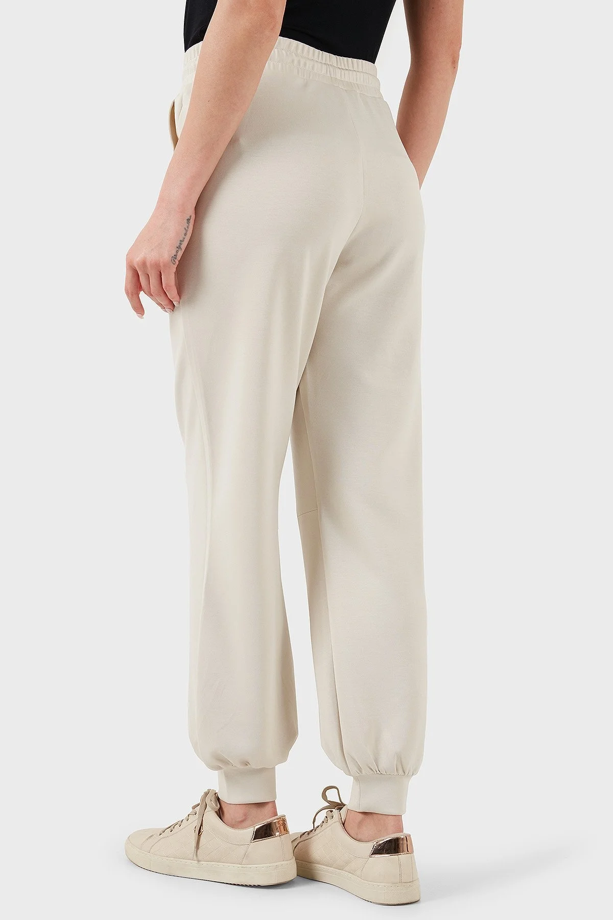 EA7 Streç Modal Karışımlı Relaxed Fit Yüksek Bel Ribanalı Paça Jogger Bayan Pantolon 7W000193 AF12643 U1112 BEJ - 6
