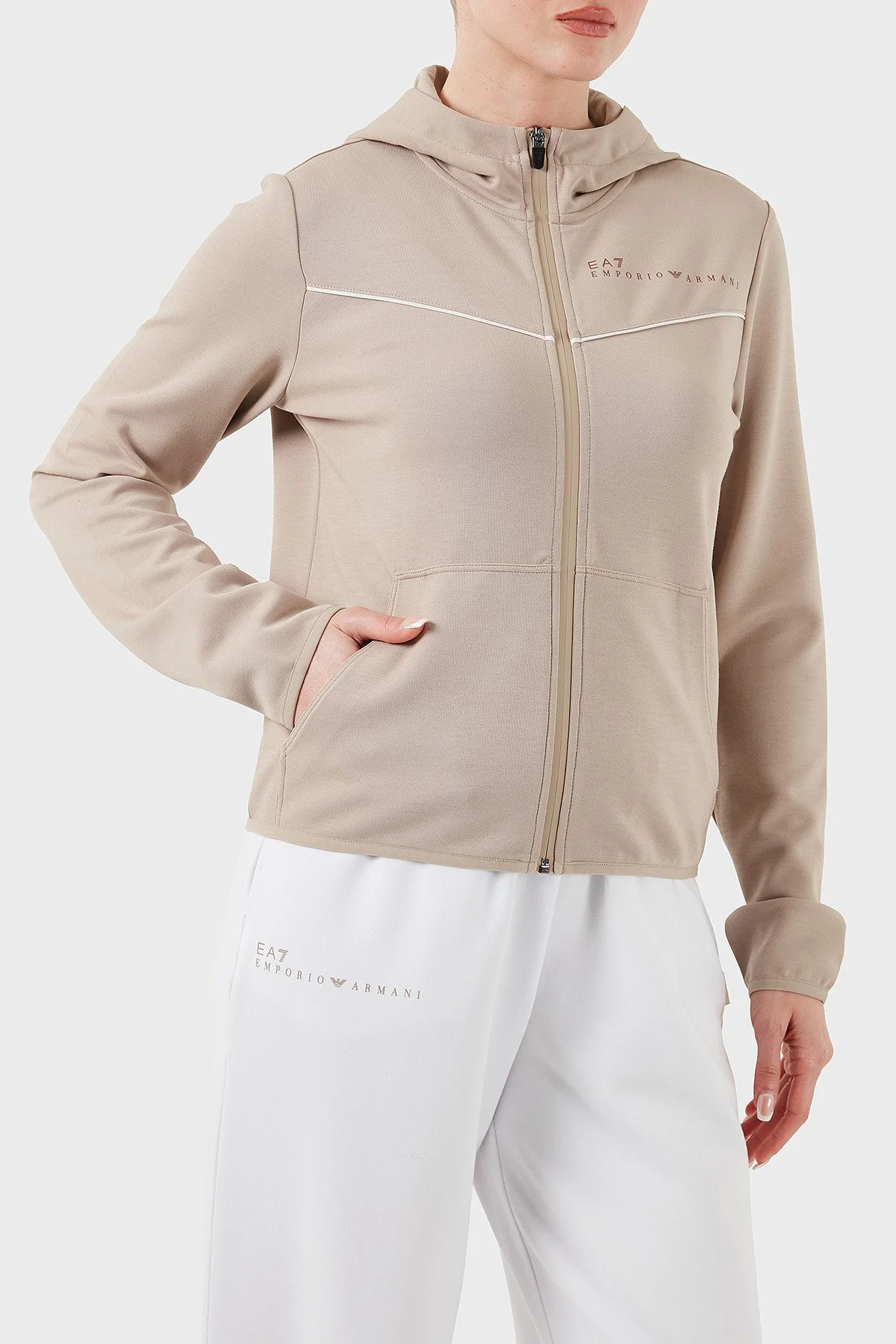 EA7 Streç Pamuklu Regular Fit Kapüşonlu Kadın Sweat 7W000278 AF12501 U6155 BEJ - 4