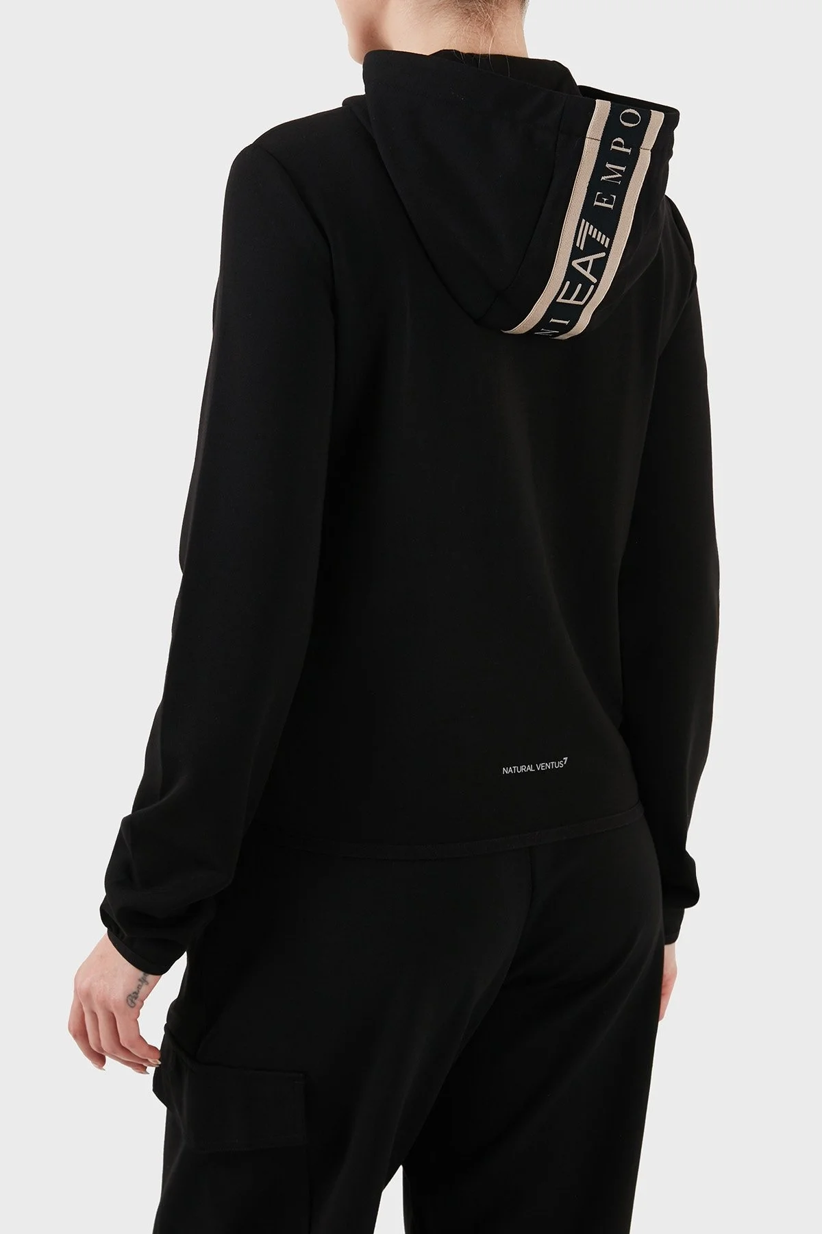 EA7 Streç Pamuklu Regular Fit Kapüşonlu Bayan Sweat 7W000278 AF12501 UC001 SİYAH - 3