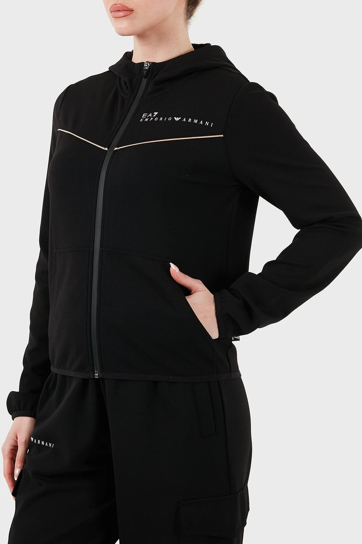 EA7 Streç Pamuklu Regular Fit Kapüşonlu Bayan Sweat 7W000278 AF12501 UC001 SİYAH - 6