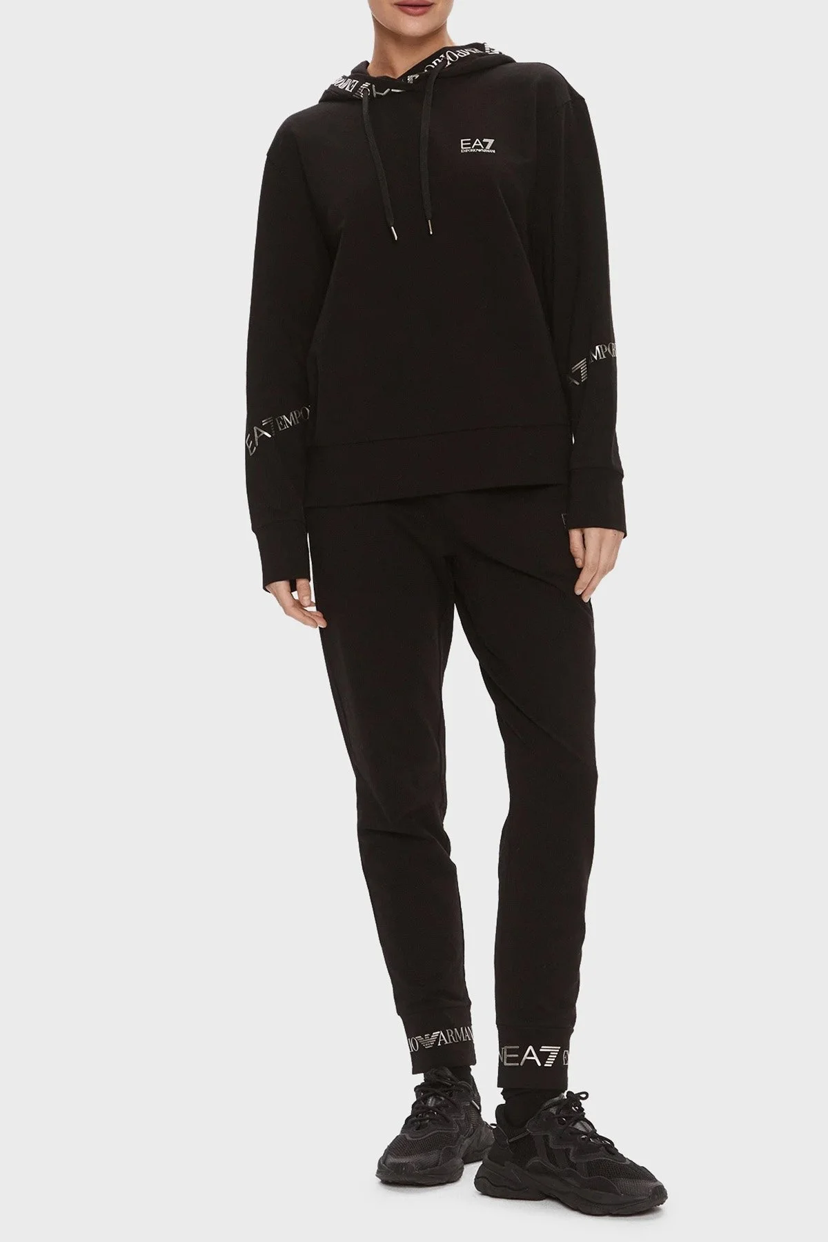EA7 Streç Pamuklu Regular Fit Logolu Bayan Eşofman Takımı 8NTV52 TJTXZ 0200 SİYAH - 1