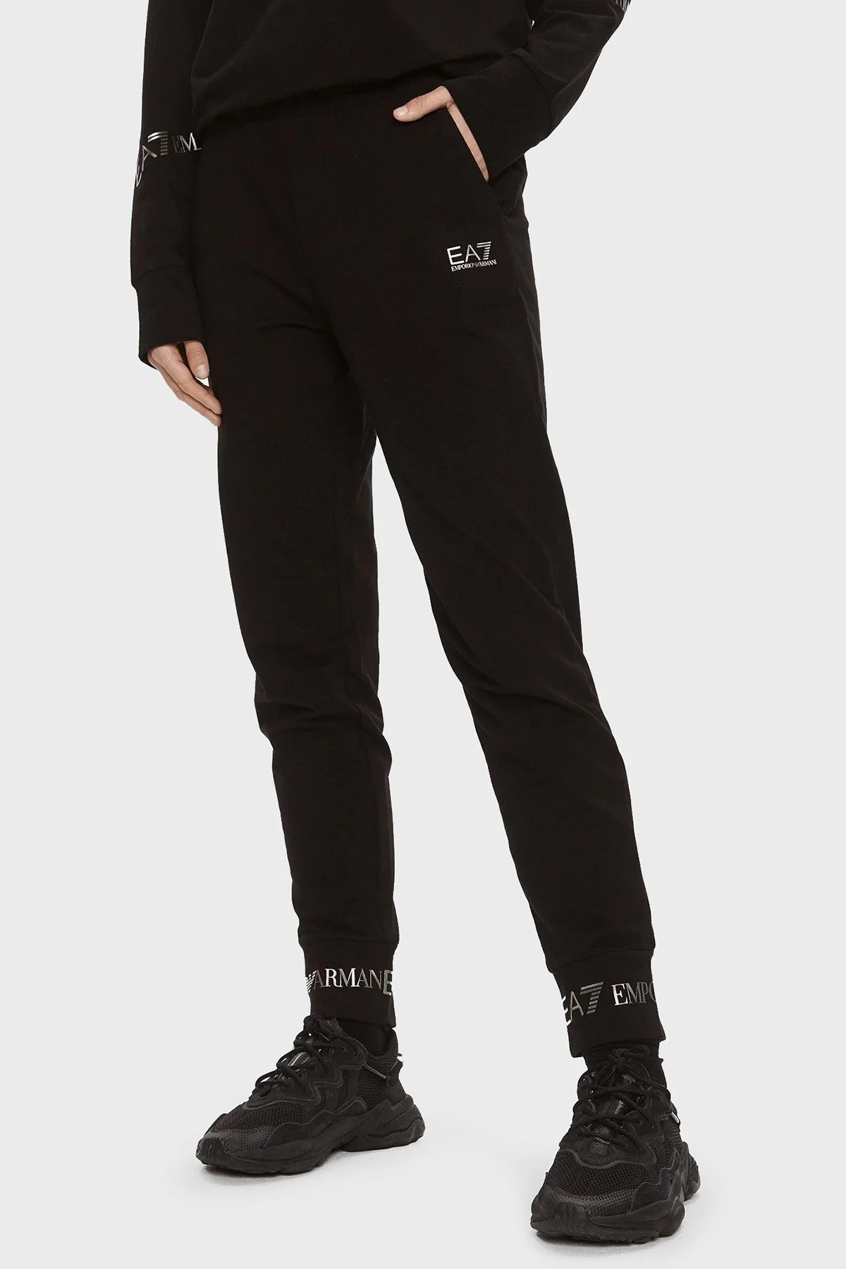 EA7 Streç Pamuklu Regular Fit Logolu Bayan Eşofman Takımı 8NTV52 TJTXZ 0200 SİYAH - 5