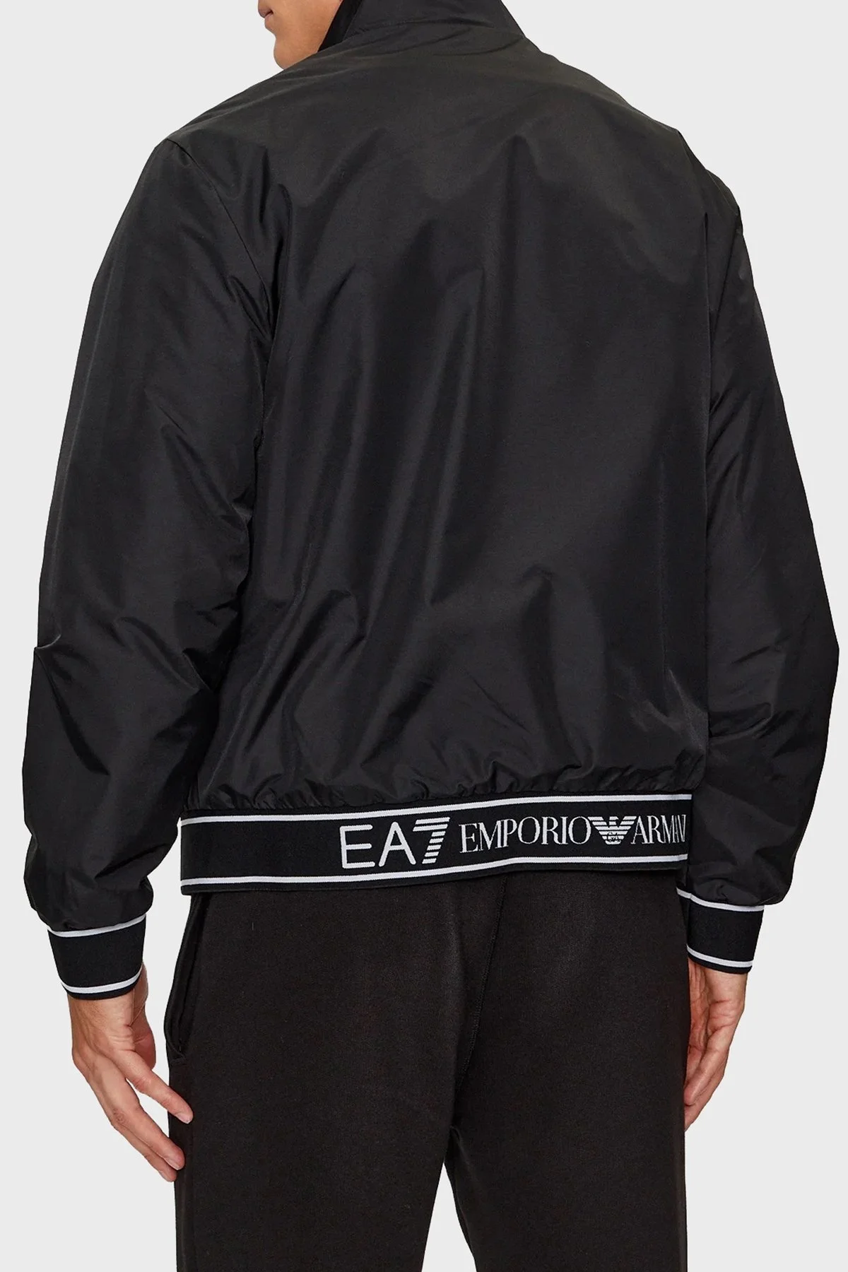 EA7 Su ve Rüzgar Geçirmez Regular Fit Dik Yaka Erkek Mont 6RPB07 PN27Z 1200 SİYAH - 2