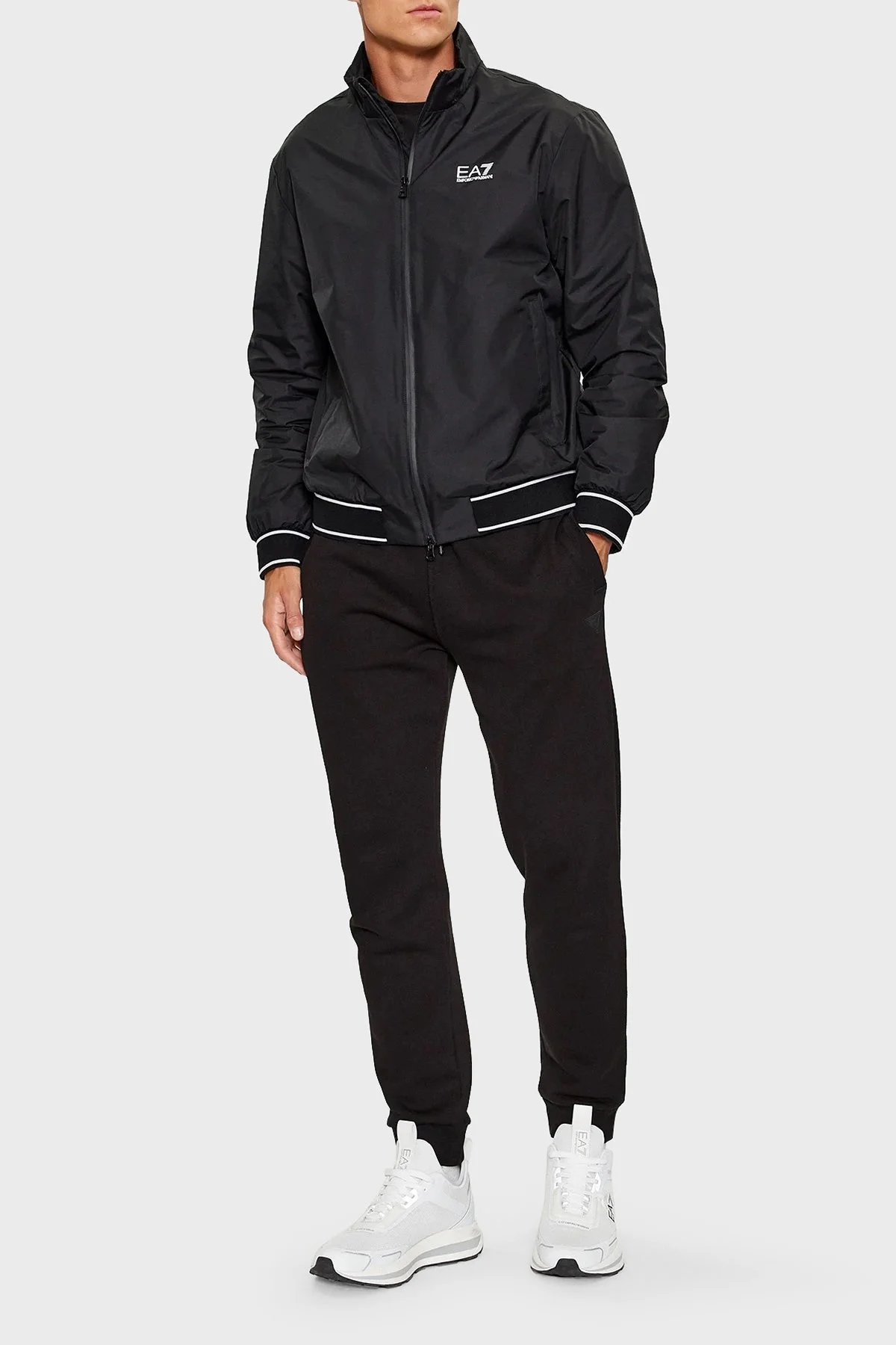 EA7 Su ve Rüzgar Geçirmez Regular Fit Dik Yaka Erkek Mont 6RPB07 PN27Z 1200 SİYAH - 3