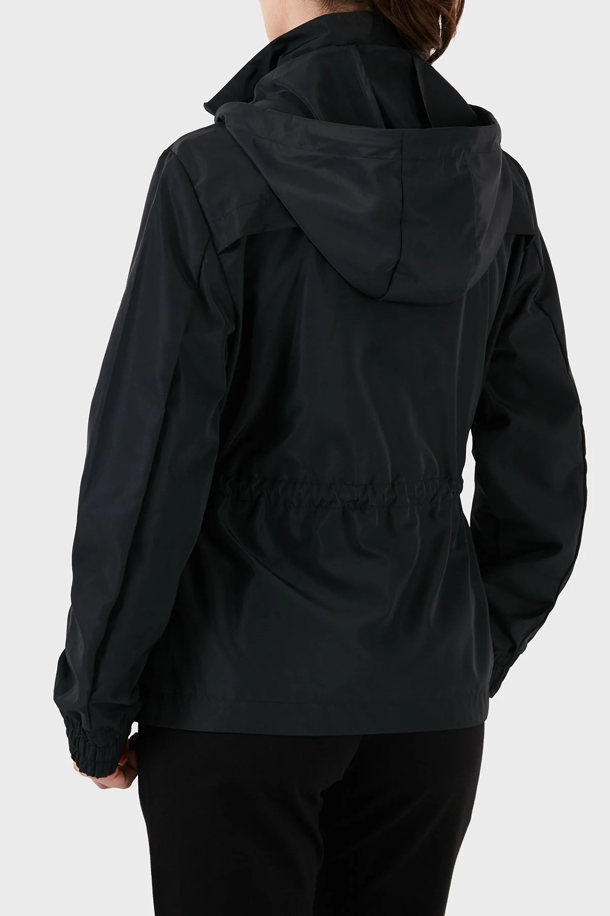 EA7 Suya ve Rüzgara Dayanıklı Kapüşonlu Bayan Mont 3DTB02 TN2RZ 0200 SİYAH - 3