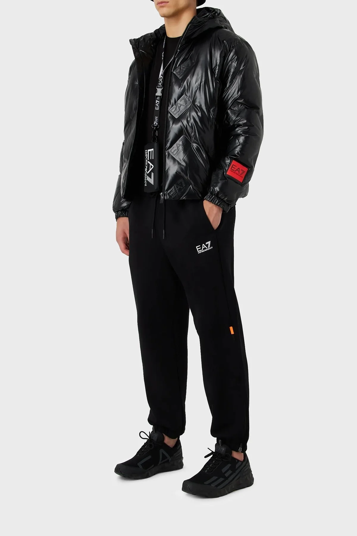 EA7 Suya ve Rüzgara Dayanıklı Kapüşonlu Oversize Erkek Mont 6RPB34 PNEIZ 1200 SİYAH - 2
