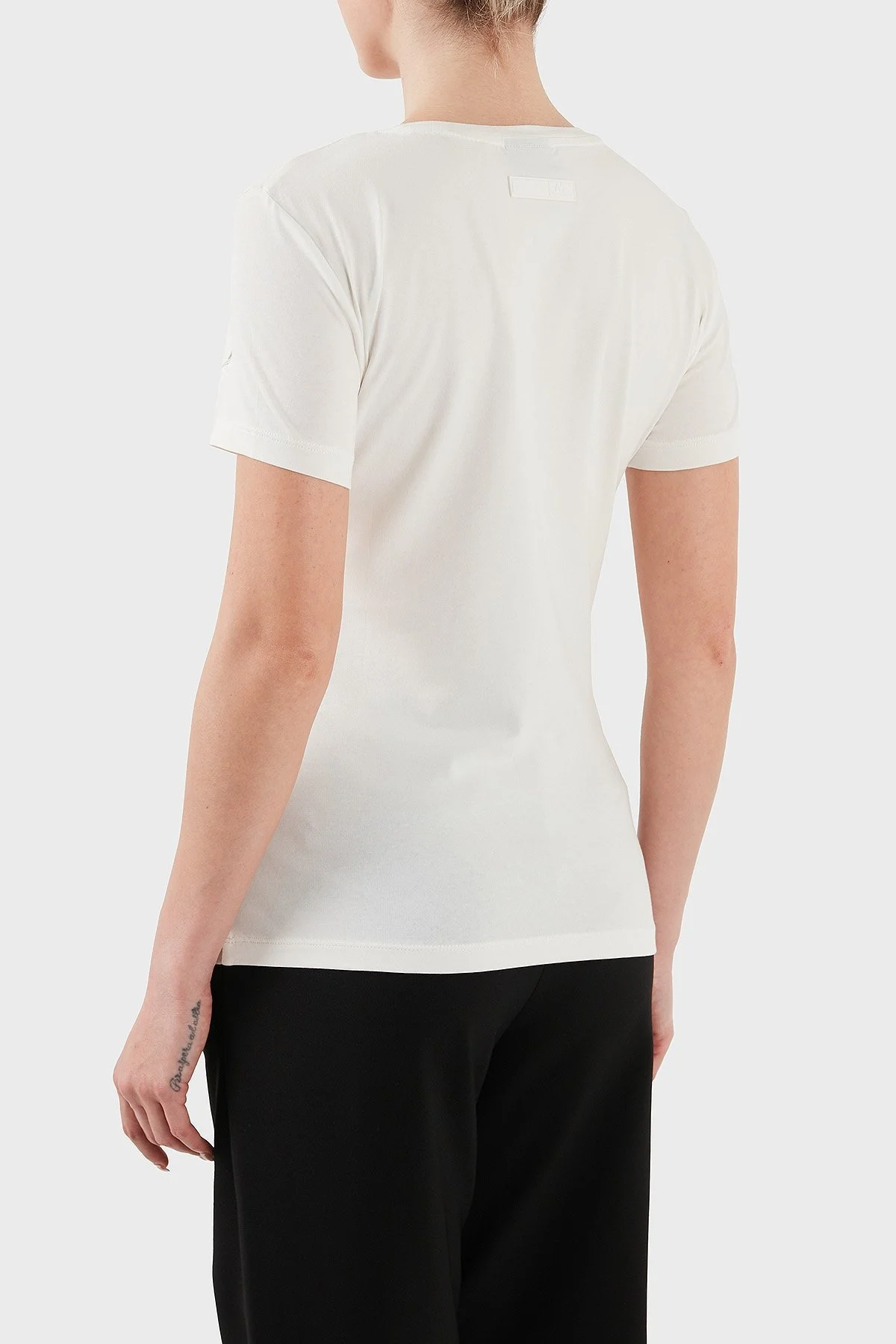 EA7 Taşlı Logolu Streç Pamuklu Regular Fit Yuvarlak Yaka Bayan T Shirt 7W000492 AF10373 U0005 EKRU - 3