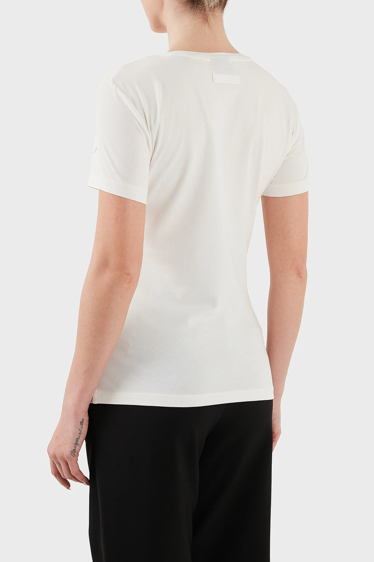 EA7 Taşlı Logolu Streç Pamuklu Regular Fit Yuvarlak Yaka Kadın T Shirt 7W000492 AF10373 U0005 EKRU - 3