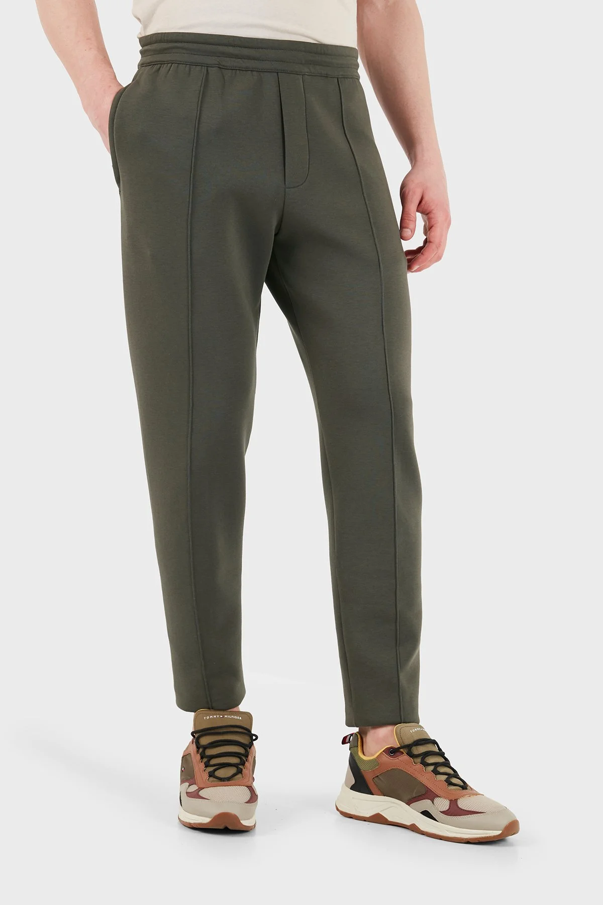Empori Armani Çimalı Pamuklu Regular Fit Normal Bel Lastikli Paça Erkek Pantolon EM003051 AF10013 U8120 HAKİ - 1