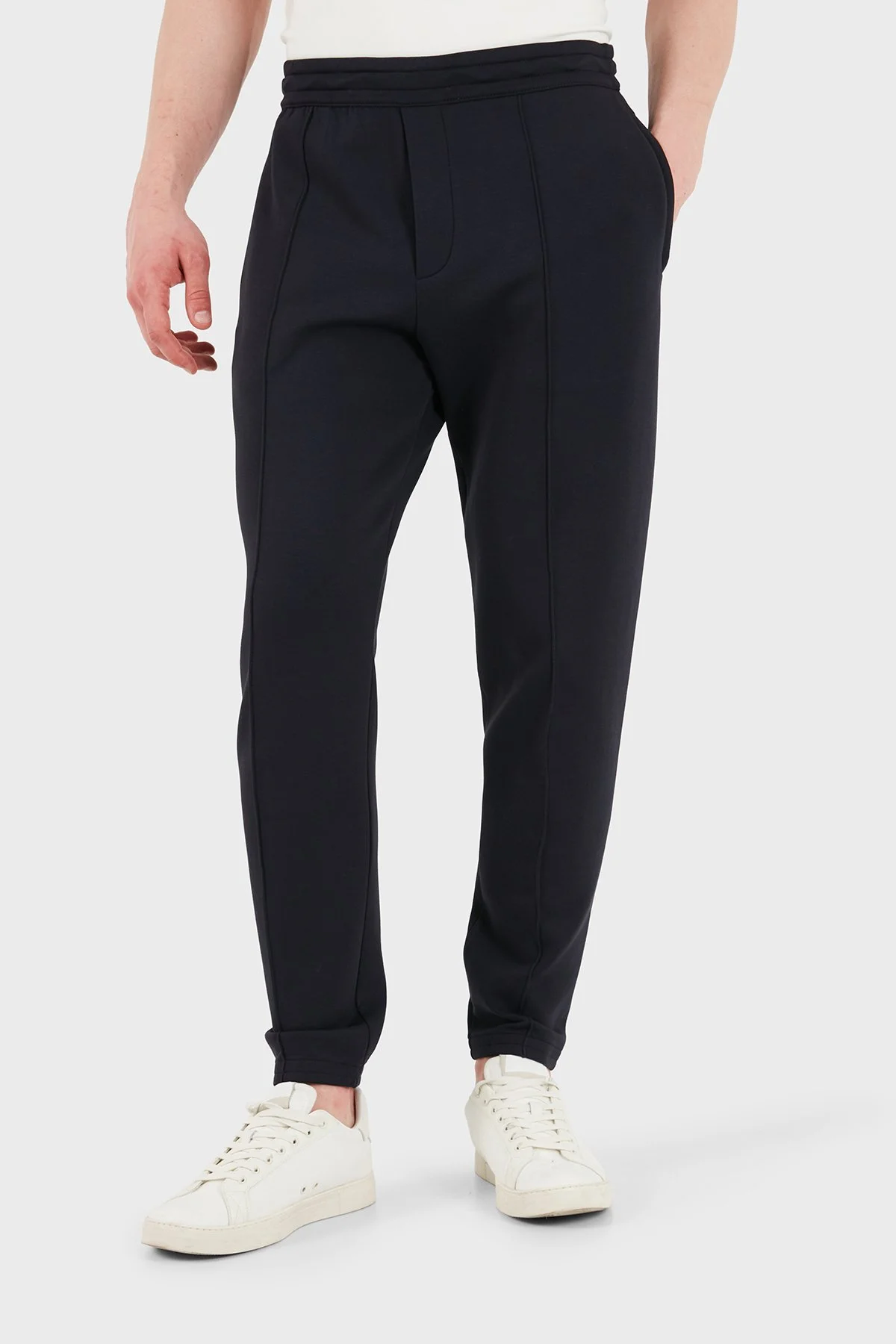 Empori Armani Çimalı Regular Fit Lastikli Paça Jogger Erkek Pantolon EM003051 AF10013 UB118 LACİVERT - 1