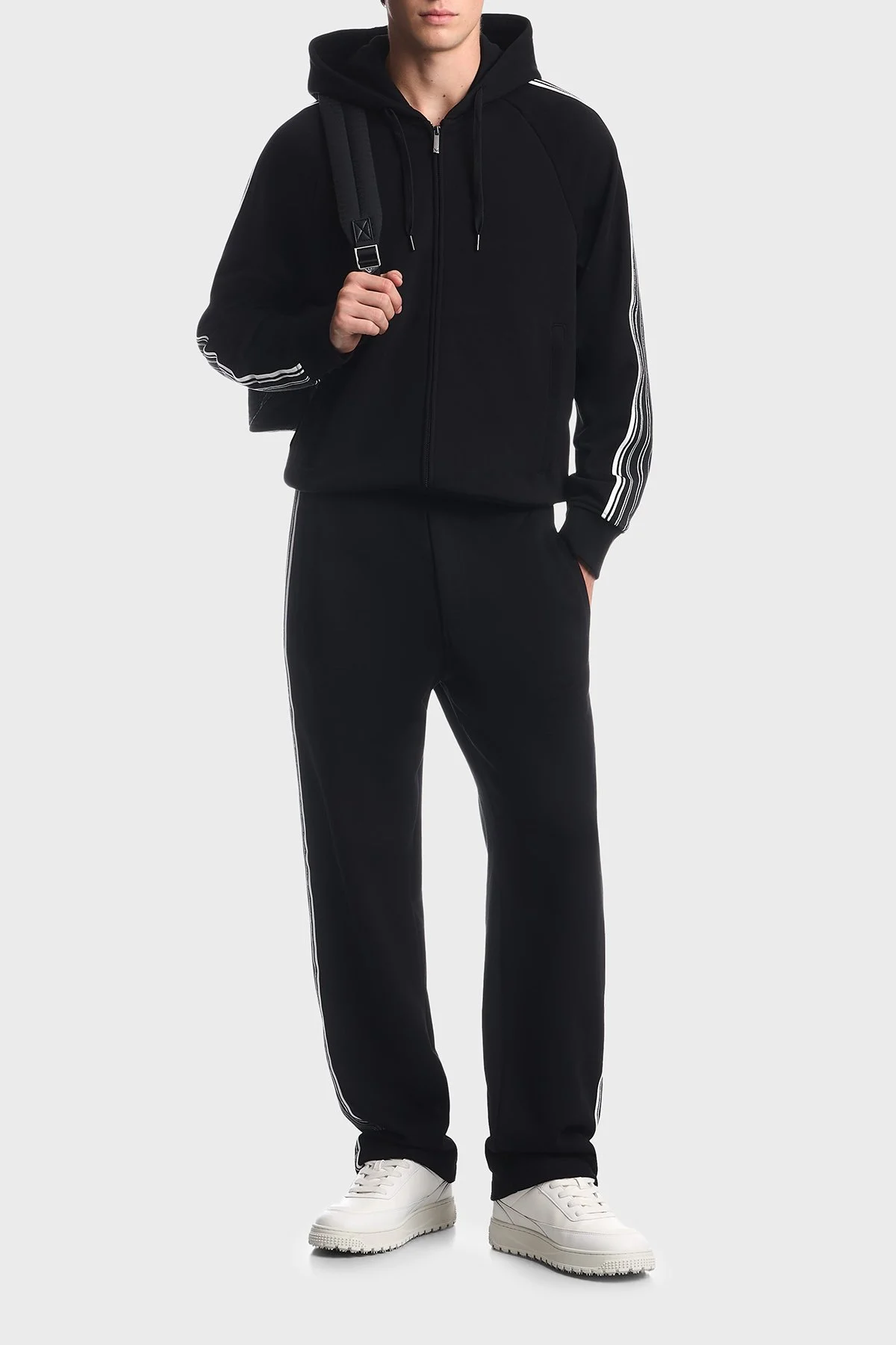 Emporio Armani %100 Pamuk Fermuar Ve Cepli Erkek Sweat EM006849 AF13713 UC001 Siyah - 2