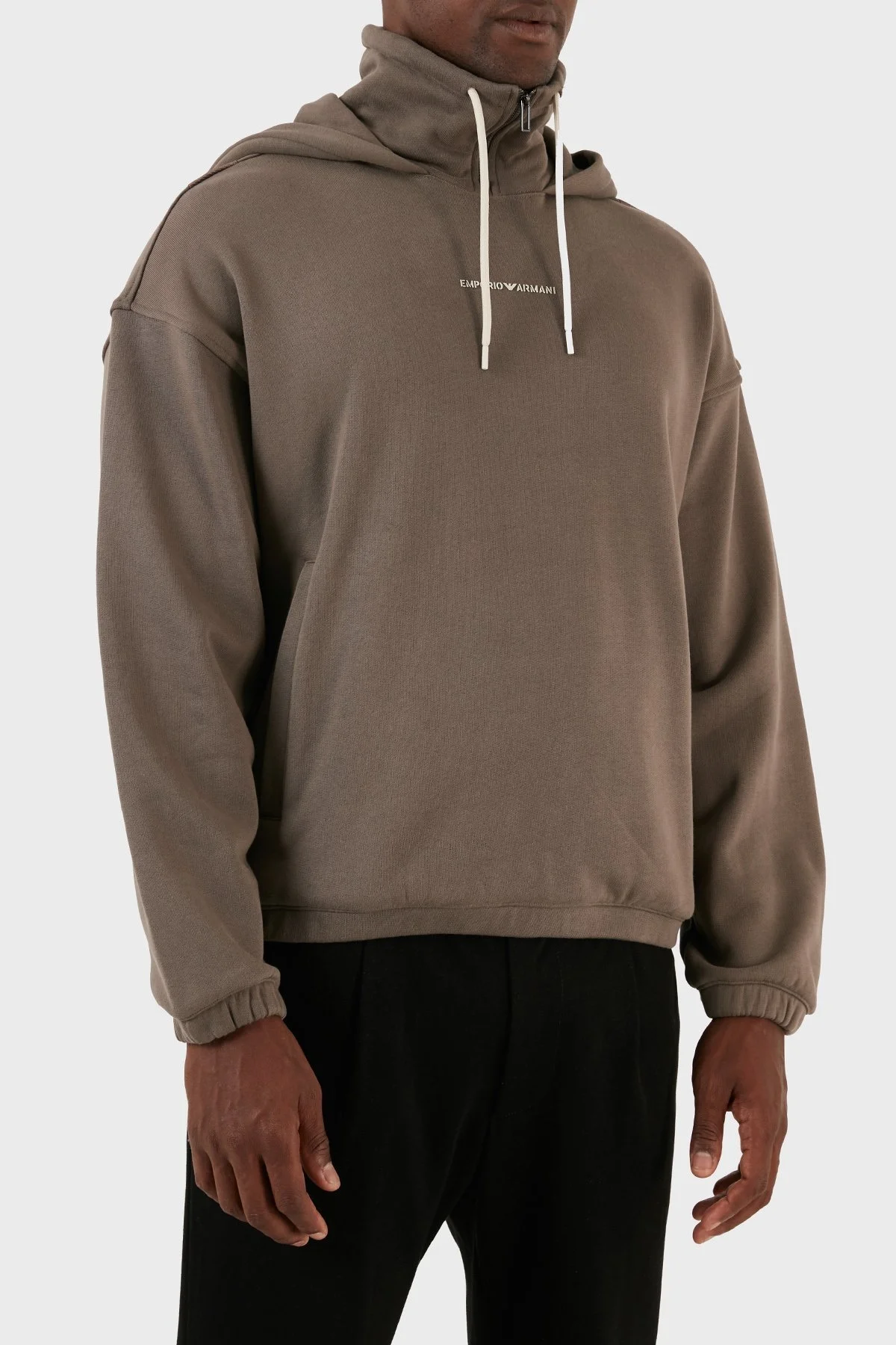 Emporio Armani % 100 Pamuk Kapüşonlu Yarım Fermuarlı Oversize Fit Erkek Sweat 6R1ME6 1JWPZ 0440 KAHVE - 9