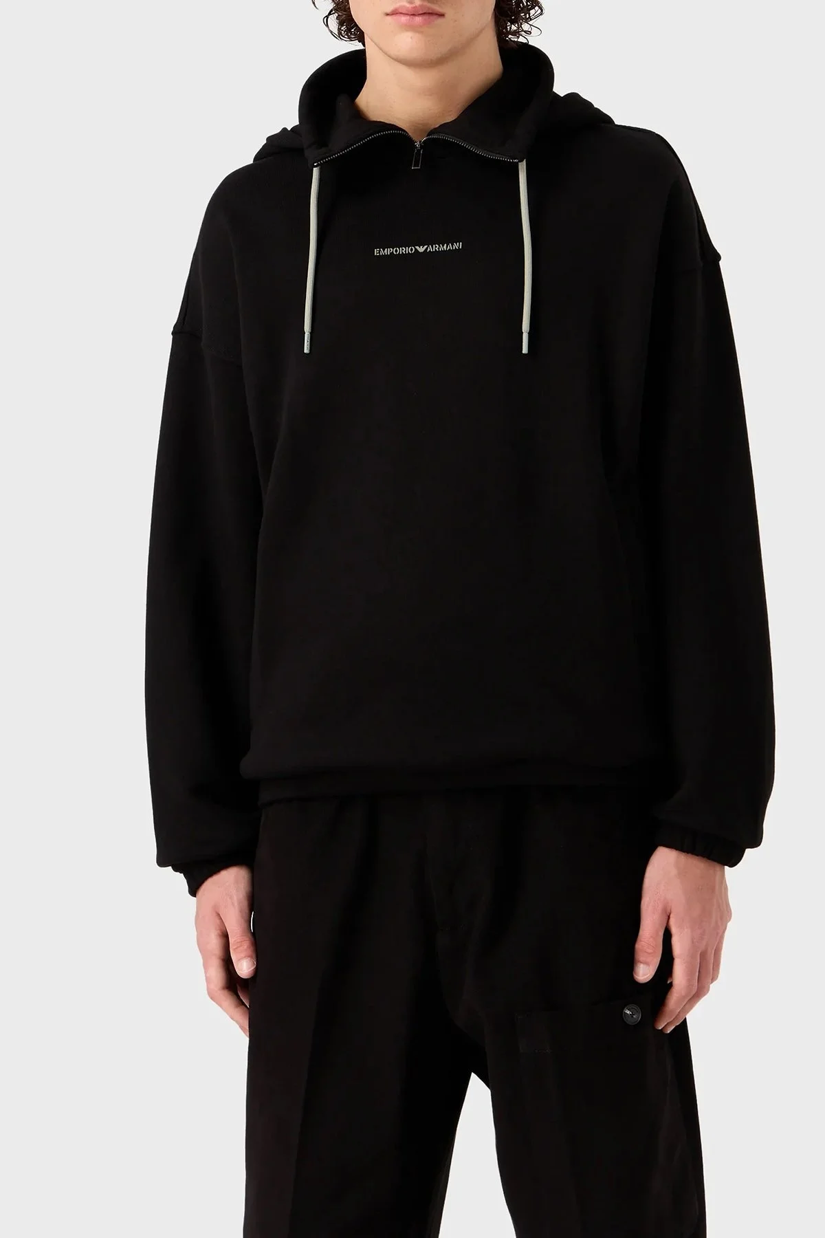 Emporio Armani % 100 Pamuk Kapüşonlu Yarım Fermuarlı Oversize Fit Erkek Sweat 6R1ME6 1JWPZ 0999 SİYAH - 1