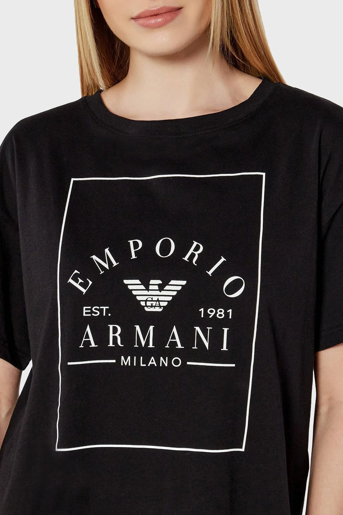 Emporio Armani % 100 Pamuk Oversize Fit Bisiklet Yaka Logolu Bayan T Shirt EW000553 AF10887 UC001 SİYAH - 9