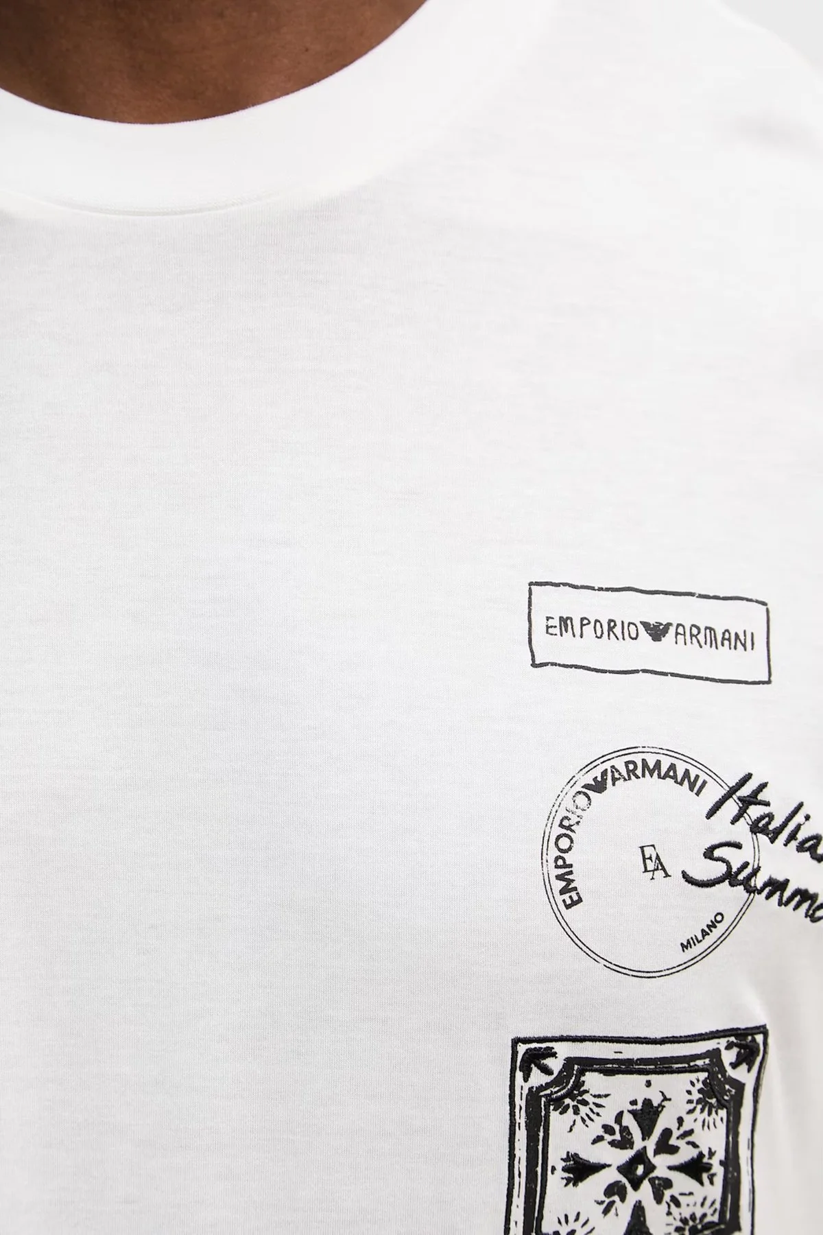 Emporio Armani % 100 Pamuk Regular Fit Bisiklet Yaka Baskılı Erkek T Shirt EM004994 AF24470 U0003 BEYAZ - 5