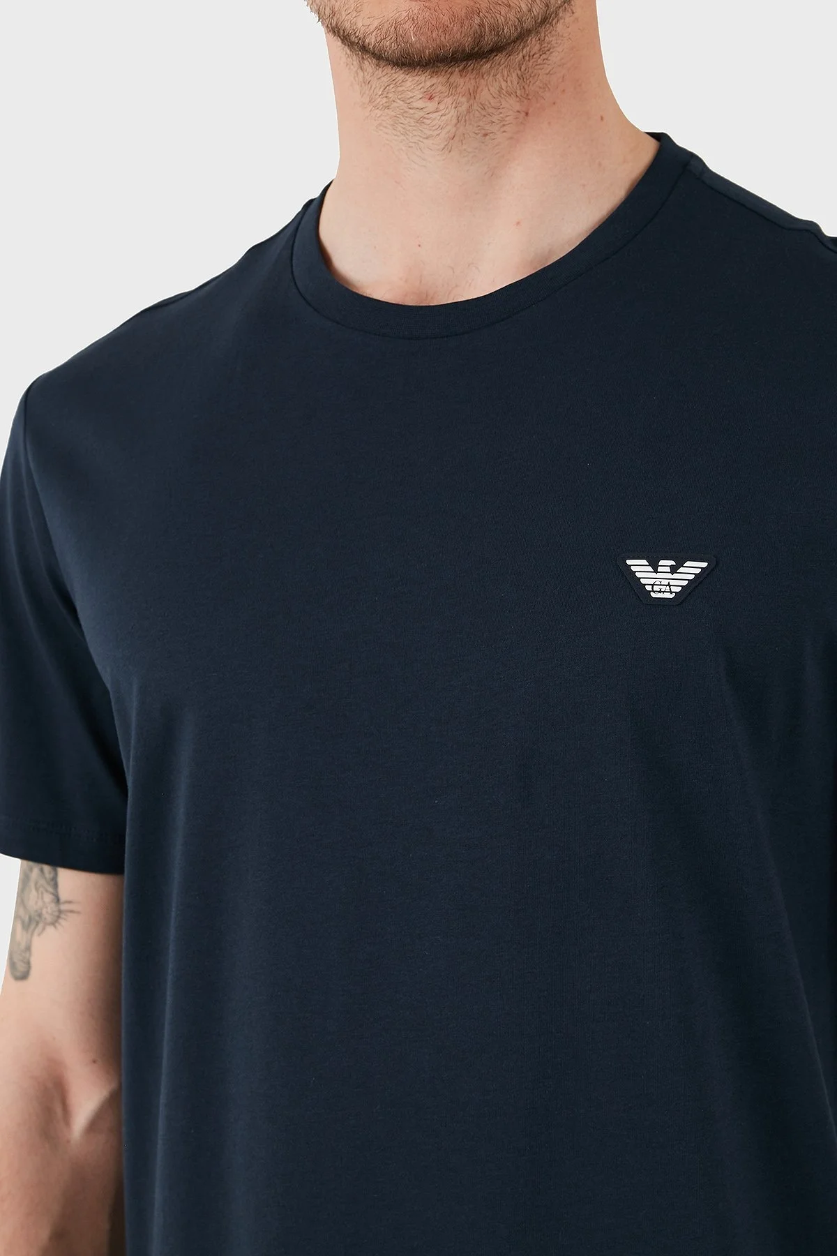 Emporio Armani % 100 Pamuk Regular Fit Bisiklet Yaka Erkek T Shirt EM000574 AF12335 UC001 LACİVERT - 6