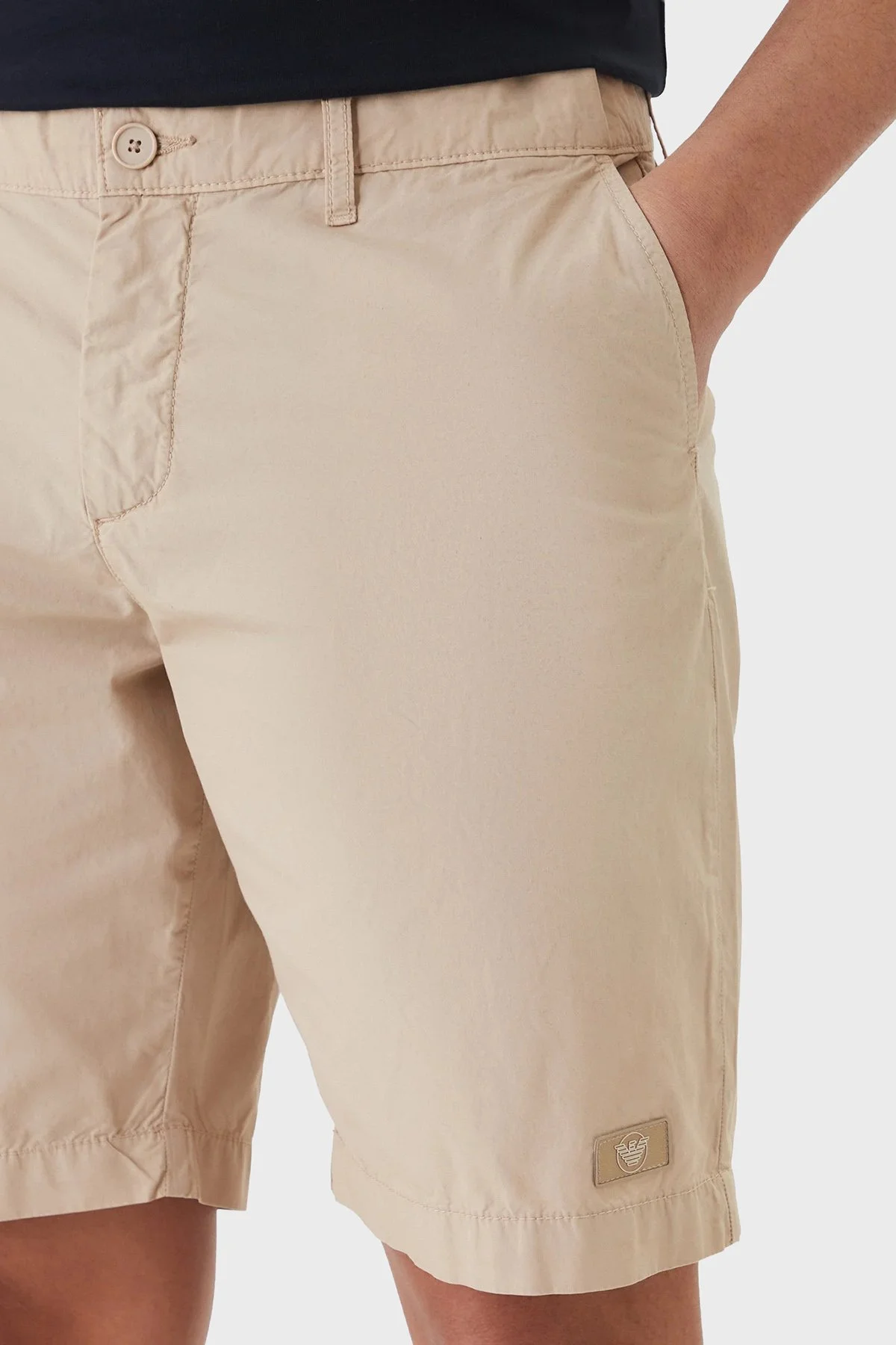 Emporio Armani % 100 Pamuk Regular Fit Logolu Normal Bel Short Erkek Şort EM000591 AF20428 U6213 BEJ - 4