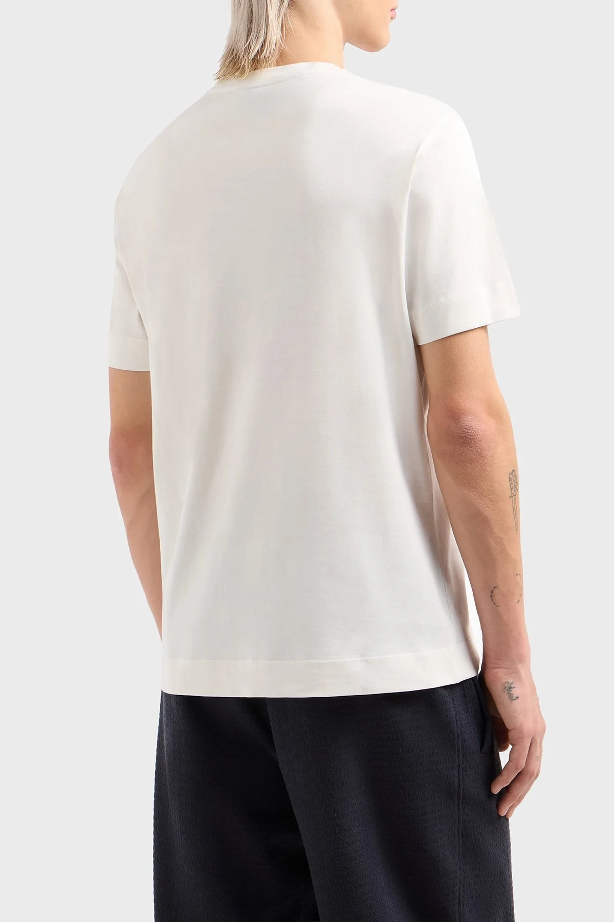 Emporio Armani % 100 Pamuk Relaxed Fit Bisiklet Yaka Erkek T Shirt EM001068 AF12926 U0003 BEYAZ - 2