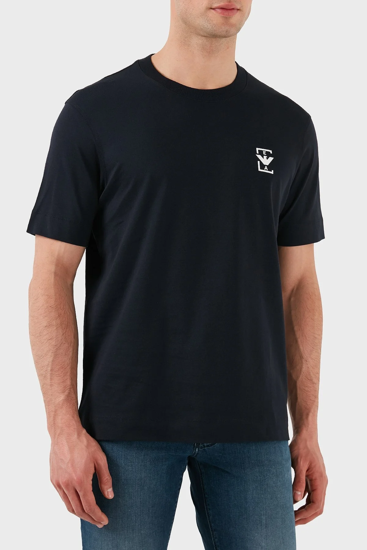 Emporio Armani % 100 Pamuk Relaxed Fit Bisiklet Yaka Erkek T Shirt EM001068 AF12926 UB118 LACİVERT - 5