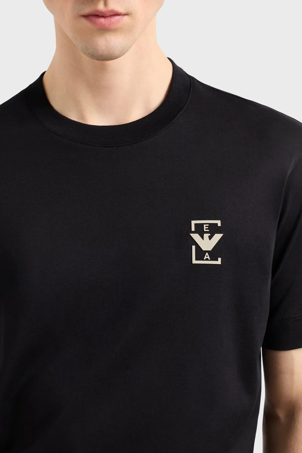 Emporio Armani % 100 Pamuk Relaxed Fit Bisiklet Yaka Erkek T Shirt EM001068 AF12926 UC001 SİYAH - 4