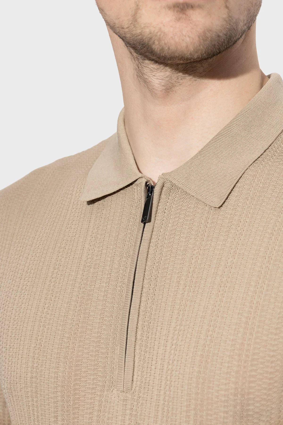 Emporio Armani % 100 Pamuk Relaxed Fit Fermuarlı Erkek Polo Yaka Kazak EM004305 AF23761 U1145 BEJ - 4