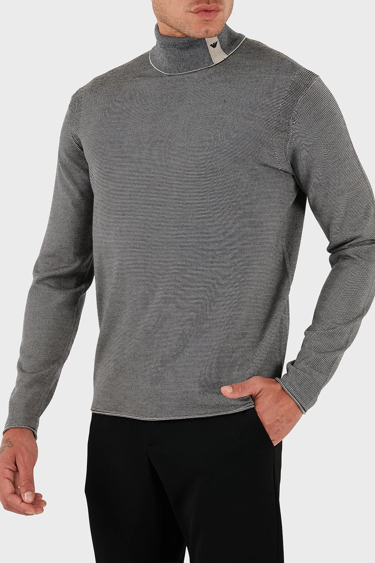 Emporio Armani % 100 Yün Regular Fit Balıkçı Yaka Çizgili Erkek Kazak EM002025 AF14195 FB067 LACİVERT-BEYAZ - 3