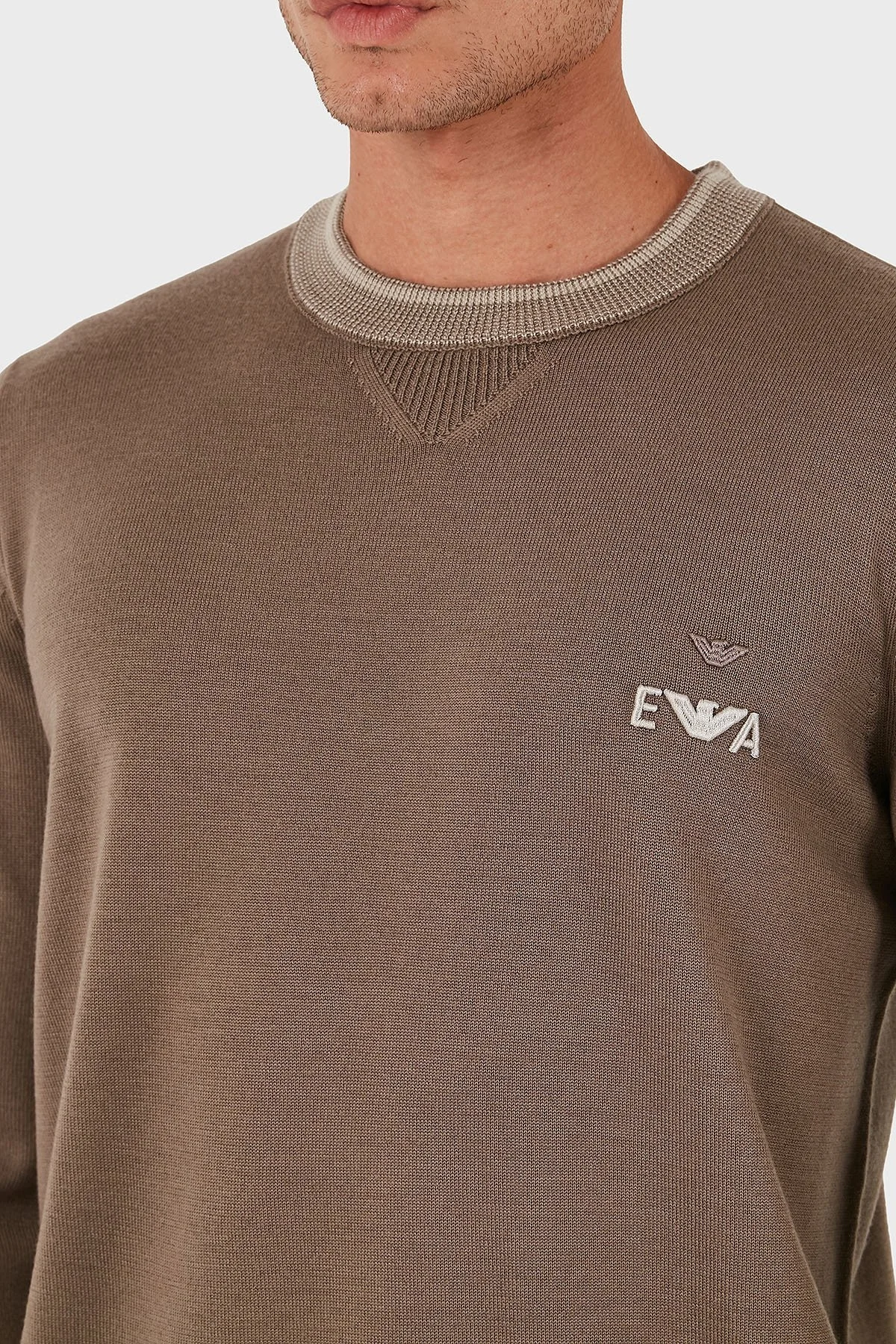 Emporio Armani % 100 Yün Regular Fit Bisiklet Yaka Logolu Erkek Kazak EM003387 AF14697 U6189 BEJ - 5