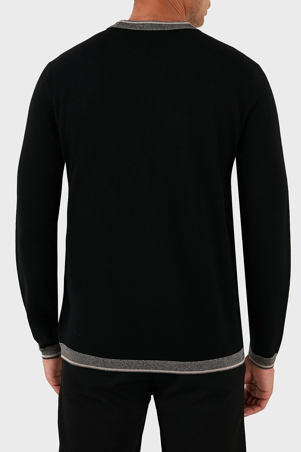 Emporio Armani % 100 Yün Regular Fit Bisiklet Yaka Logolu Erkek Kazak EM003387 AF14697 UC001 SİYAH - 3