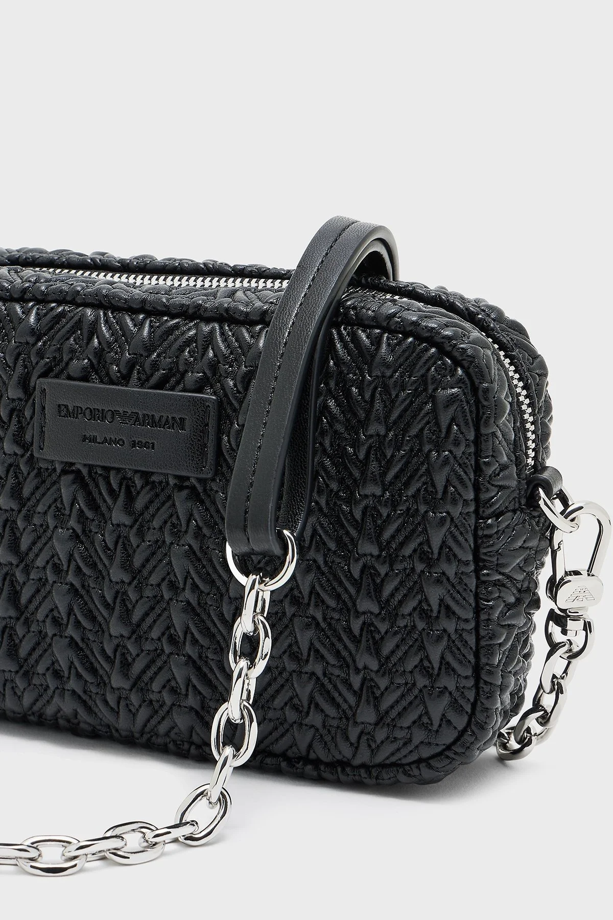 Emporio Armani 4G Kabartmalı Logolu Çıkarılabilir Zincir Askılı Bayan Çanta EW001924 AF19228 UC001 SİYAH - 5