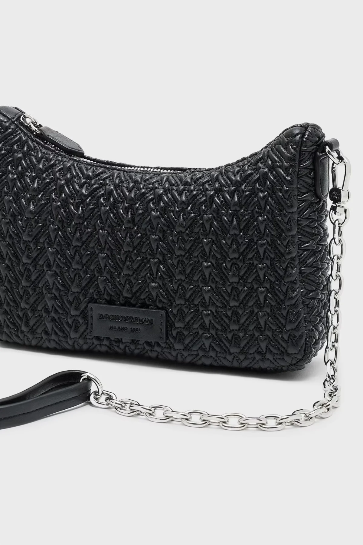 Emporio Armani 4G Kabartmalı Logoolu Çıkarılabilir Zincir Askılı Kadın Çanta EW002961 AF19228 UC001 SİYAH - 5