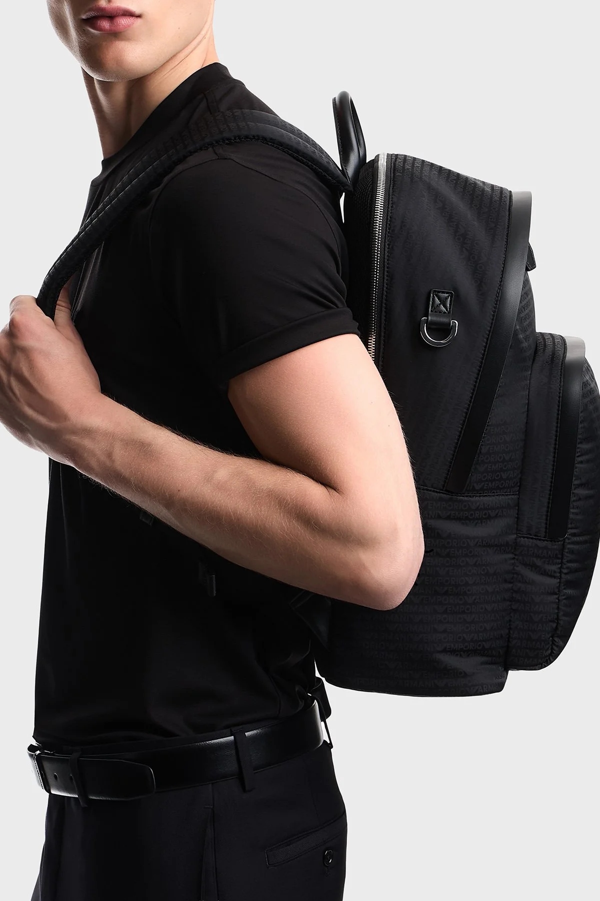 Emporio Armani Ayarlanabilir Omuz Askılı Erkek Sırt Çantası EM006563 AF28660 UC001 Siyah - 3