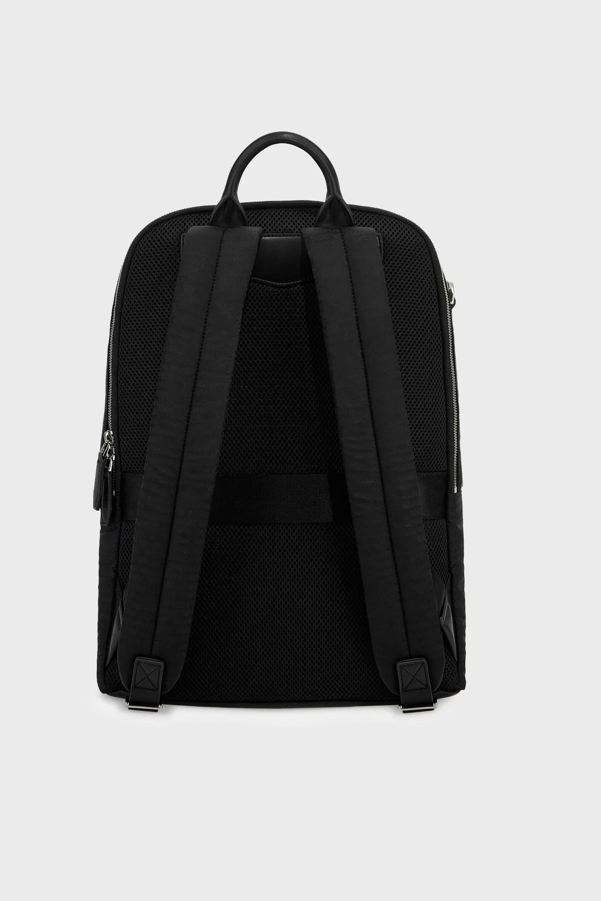 Emporio Armani Ayarlanabilir Omuz Askılı Erkek Sırt Çantası EM006563 AF28660 UC001 Siyah - 4